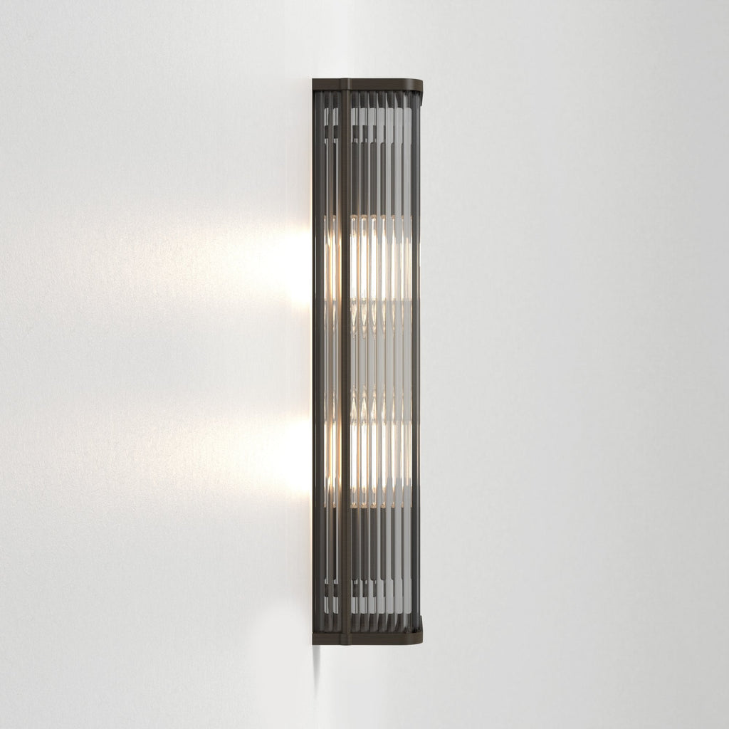 1427011 Avignon Square 500 2 Light Wall Light Bronze (S)