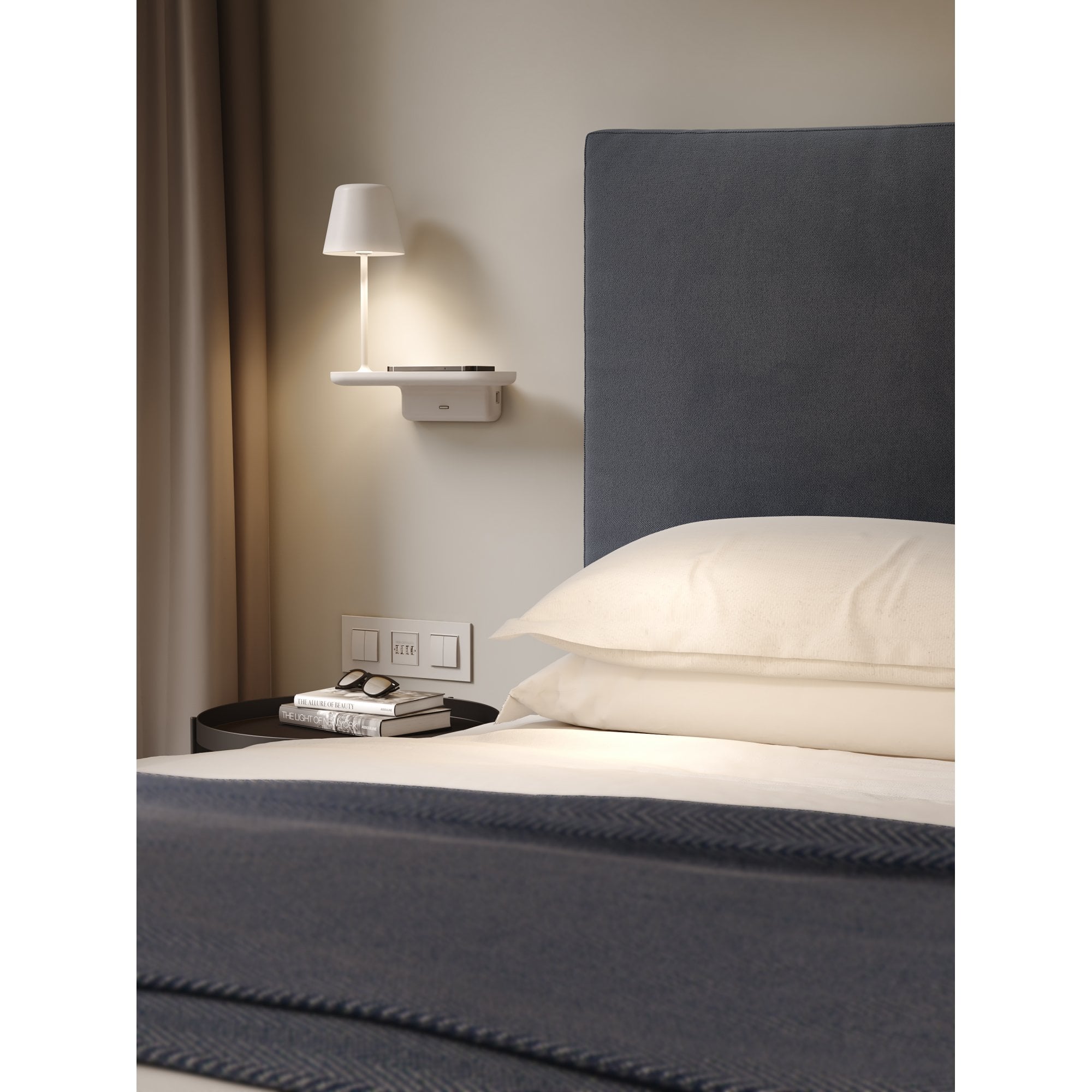 1446001 Ito Wall Light Matt White
