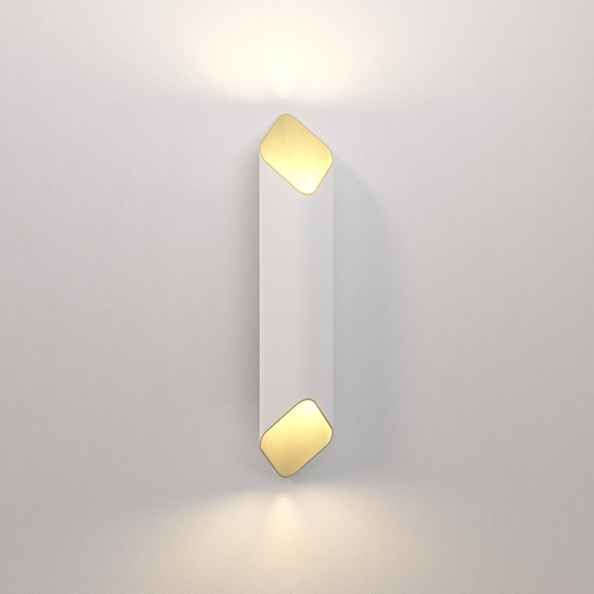 1481018 Ako 600 Phase LED Wall Light Matt White