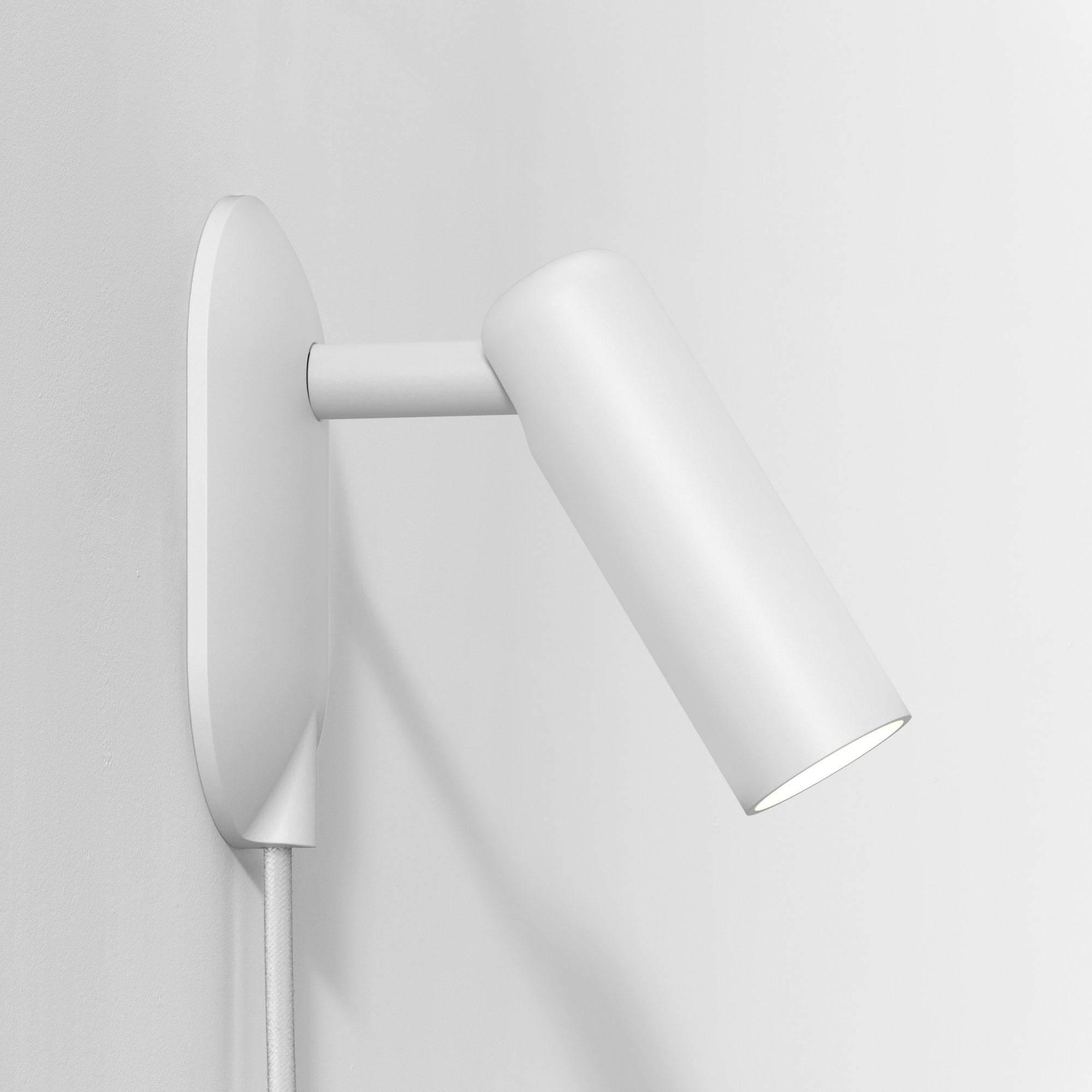 1473008 Gio 1 Light Reading Light Matt White