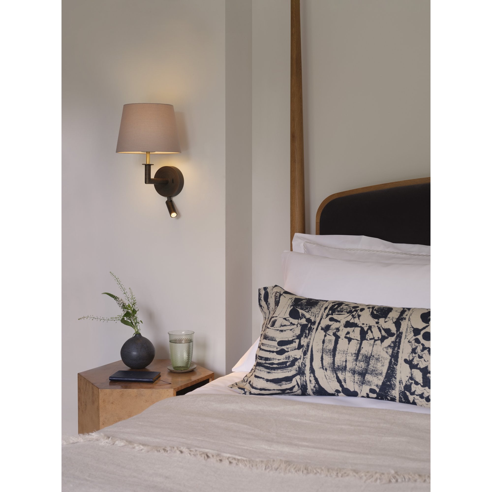1483011 Club 1 Light Combination Reader Bronze Fitting Only