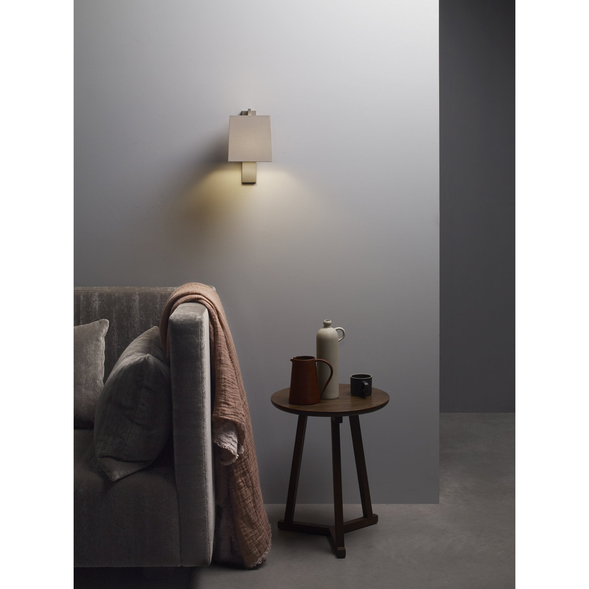 1222013 Ravello Wall Light Matt Nickel