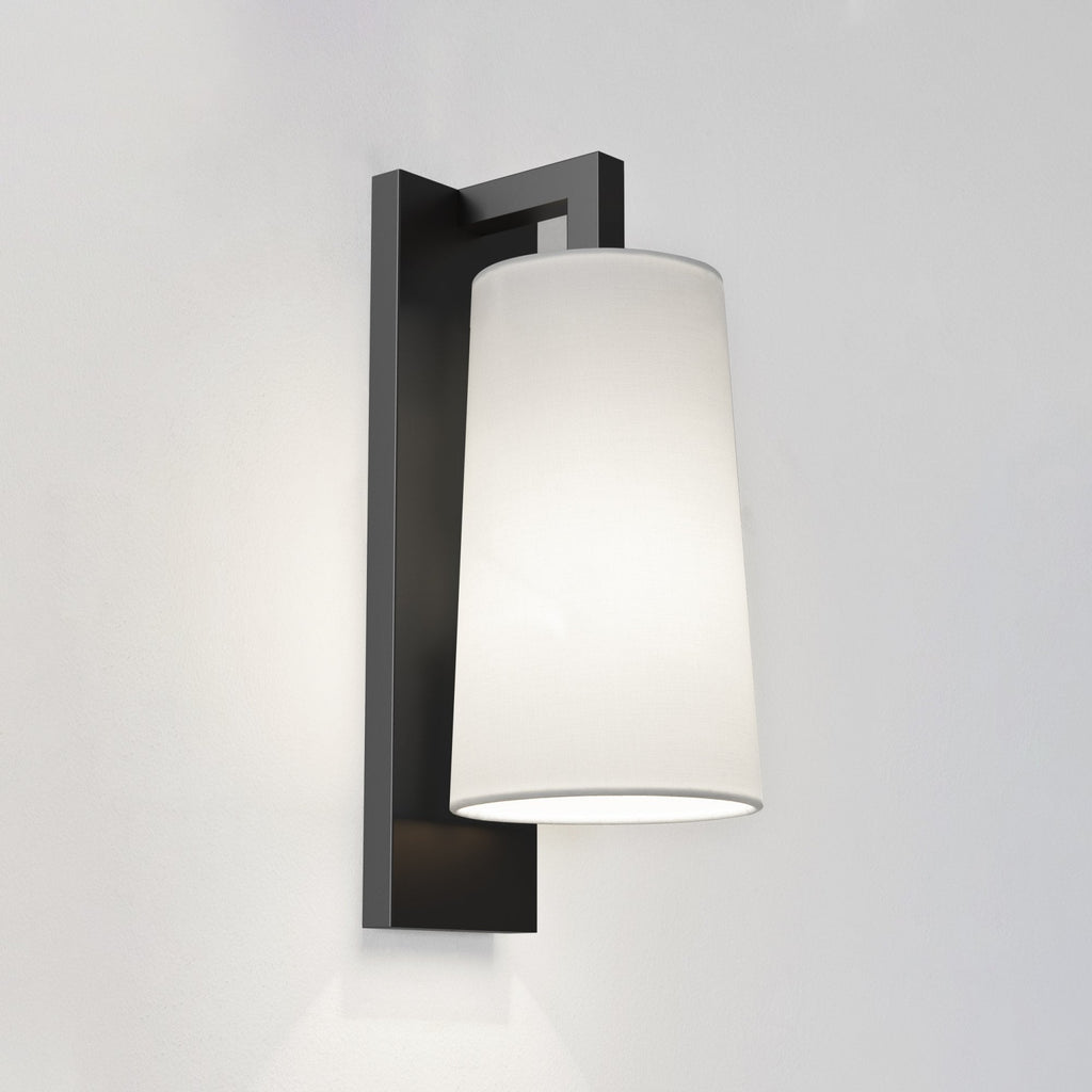 1297009 Lago 280 Bathroom Wall Light Matt Black