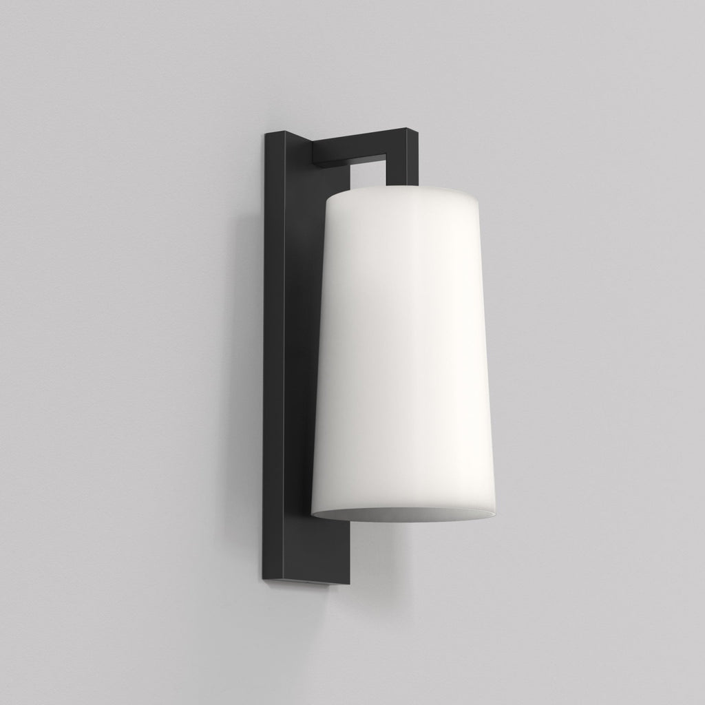 1297009 Lago 280 Bathroom Wall Light Matt Black