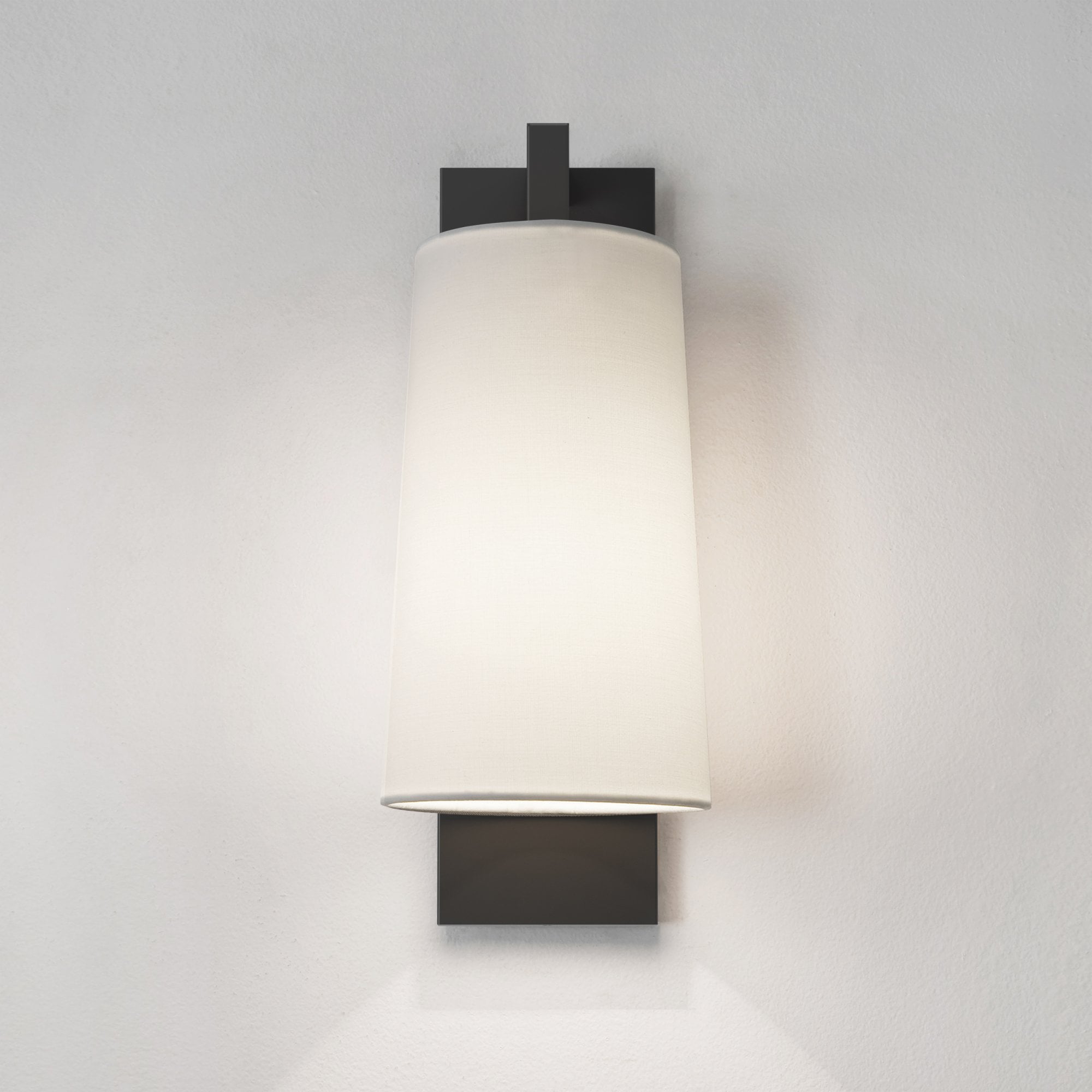 1297009 Lago 280 Bathroom Wall Light Matt Black