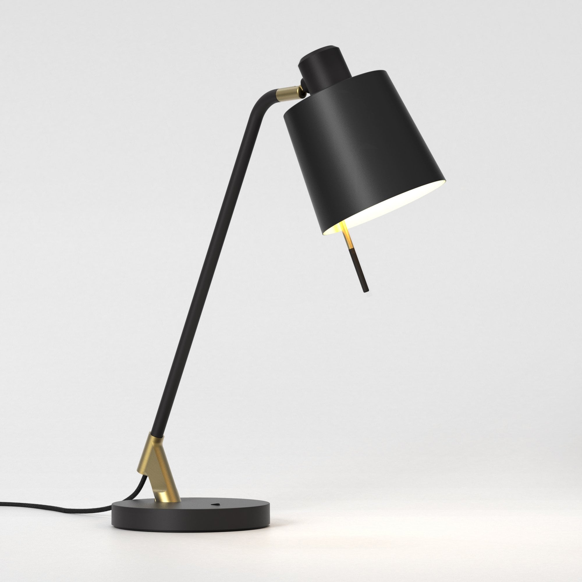 1441003 Edward Desk Table Light Matt Black