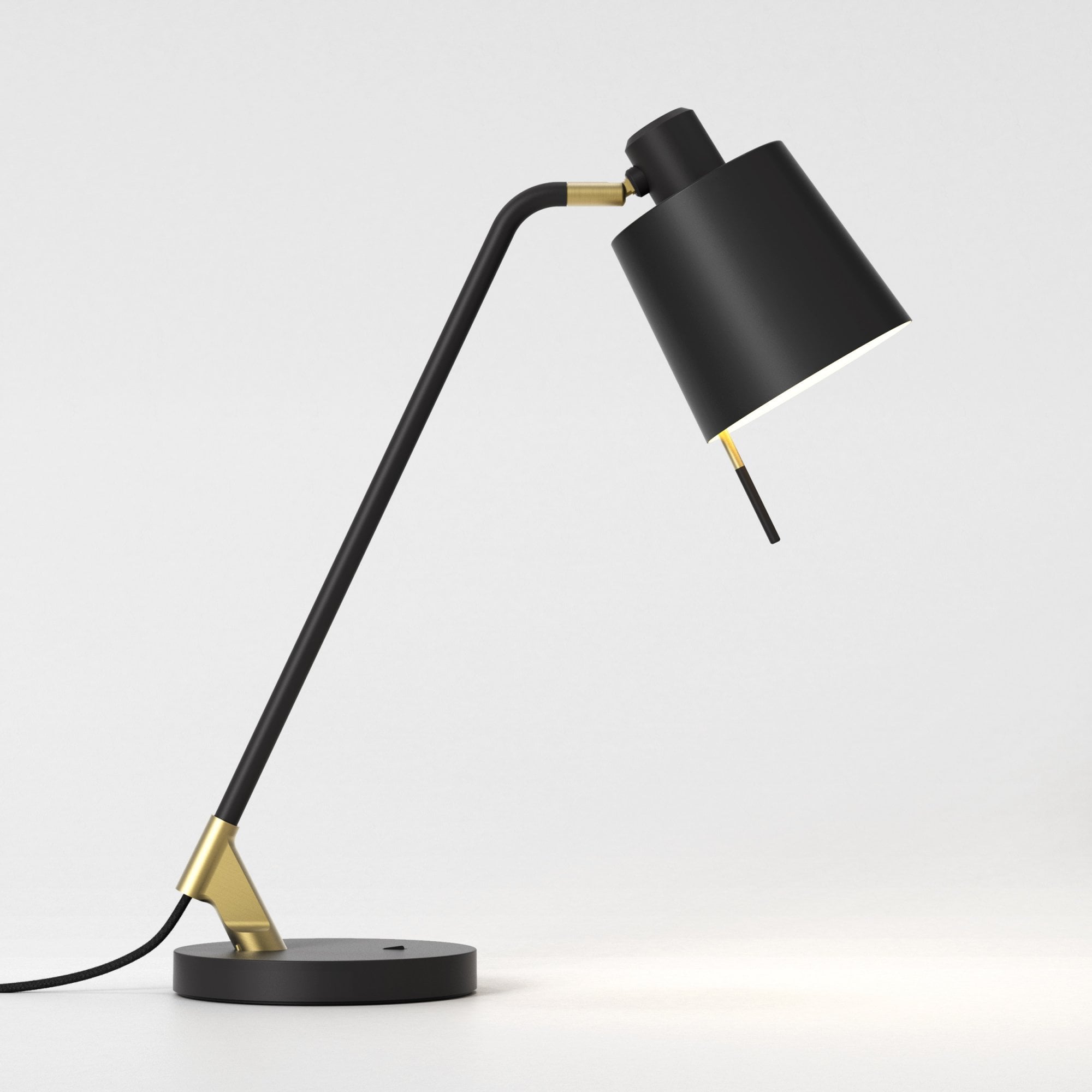 1441003 Edward Desk Table Light Matt Black
