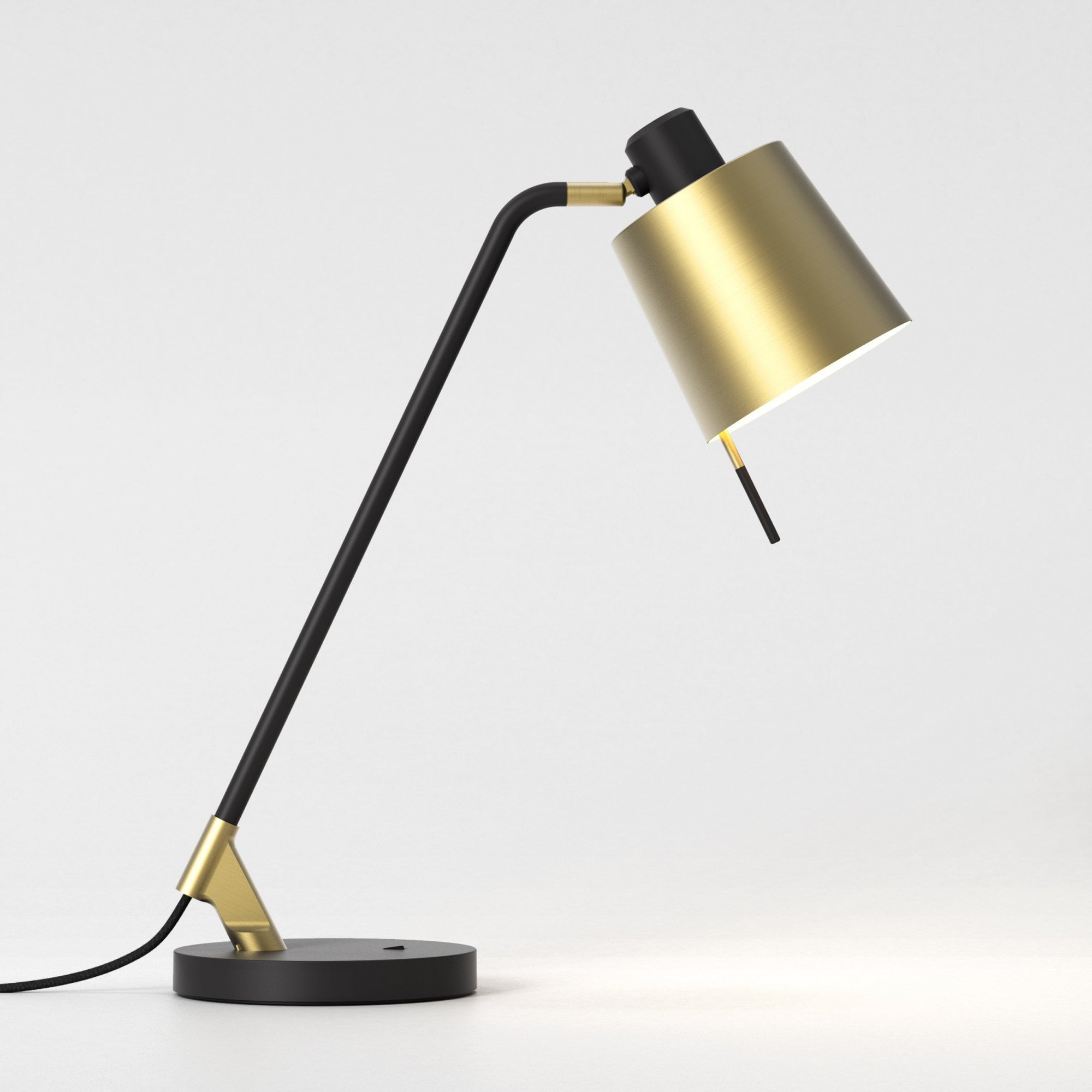 1441003 Edward Desk Table Light Matt Black