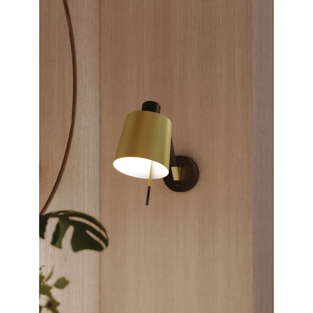 1441013 Edward Switched Wall Light Matt Black