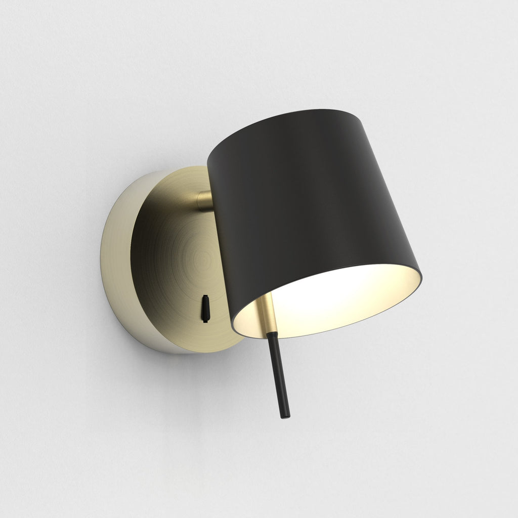 1444003 Miura LED Wall Light Matt Gold
