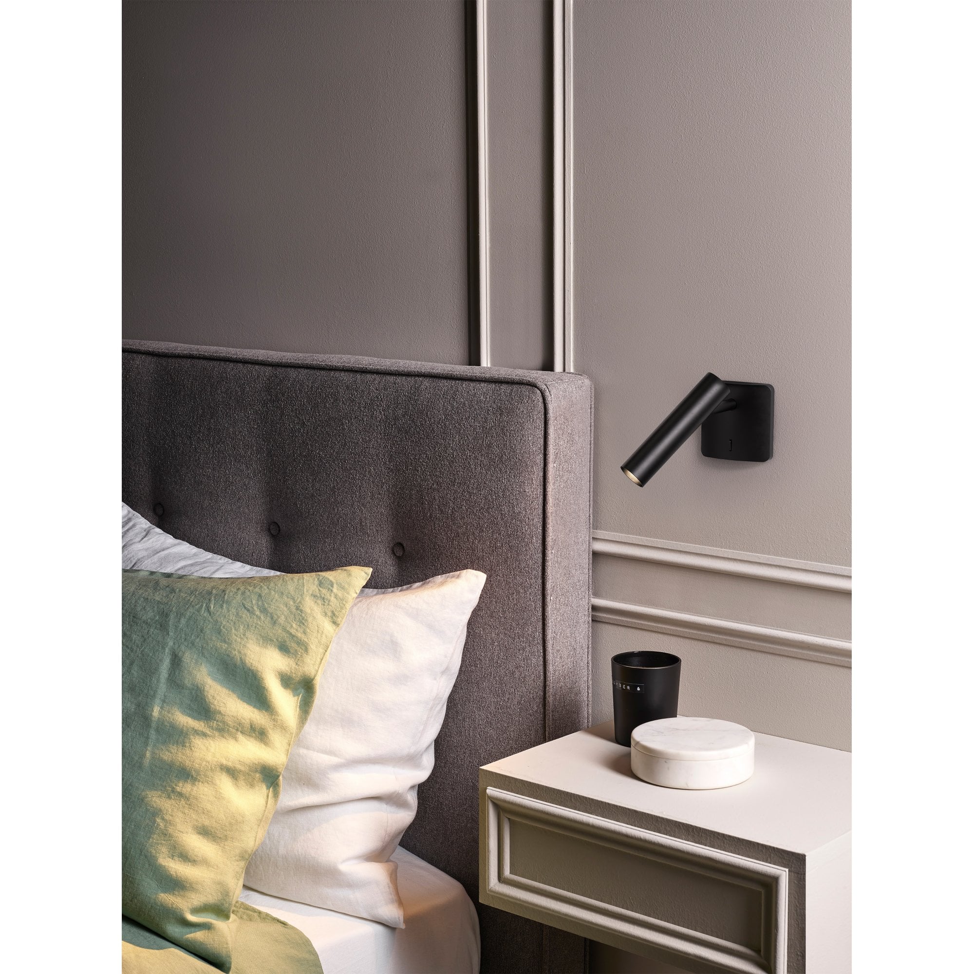 1457003 Leda Single Reading Light Matt Black