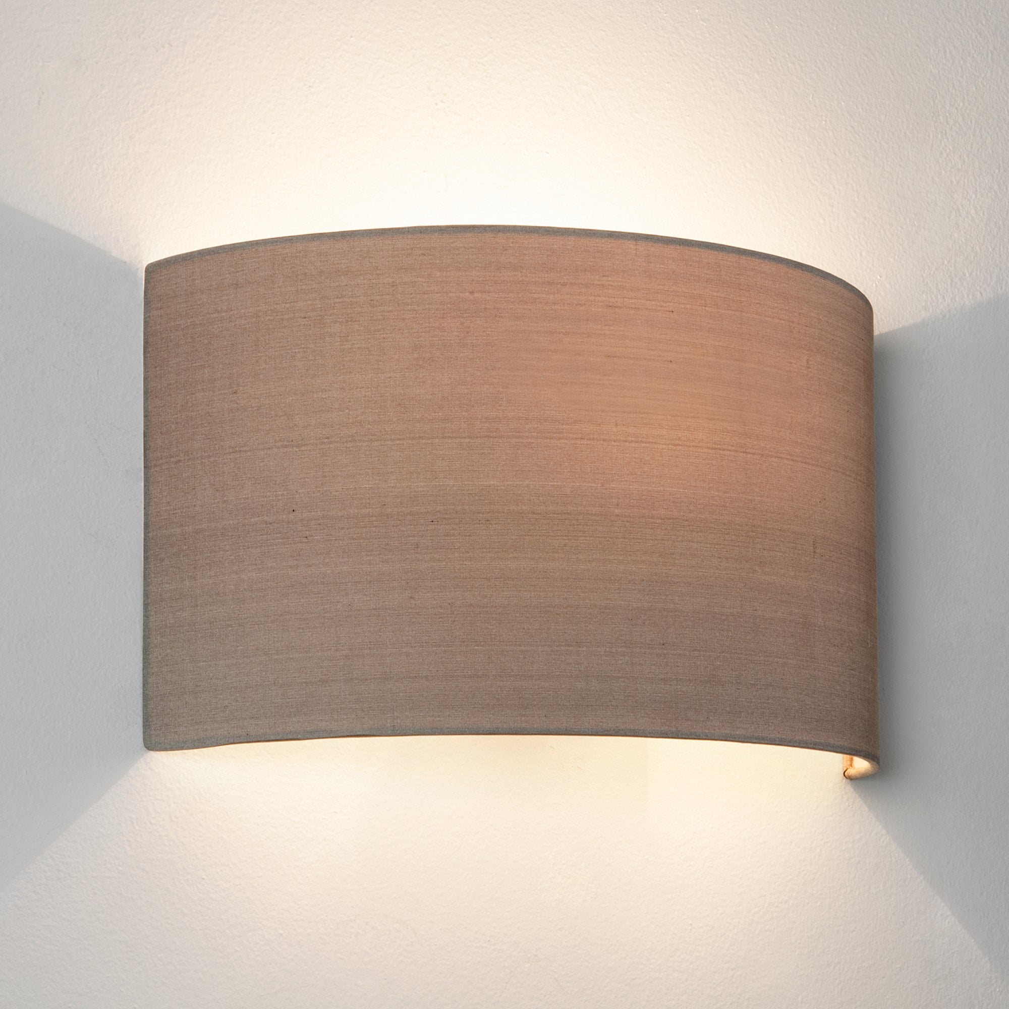 5038008 Cambria 180 Shade Oyster