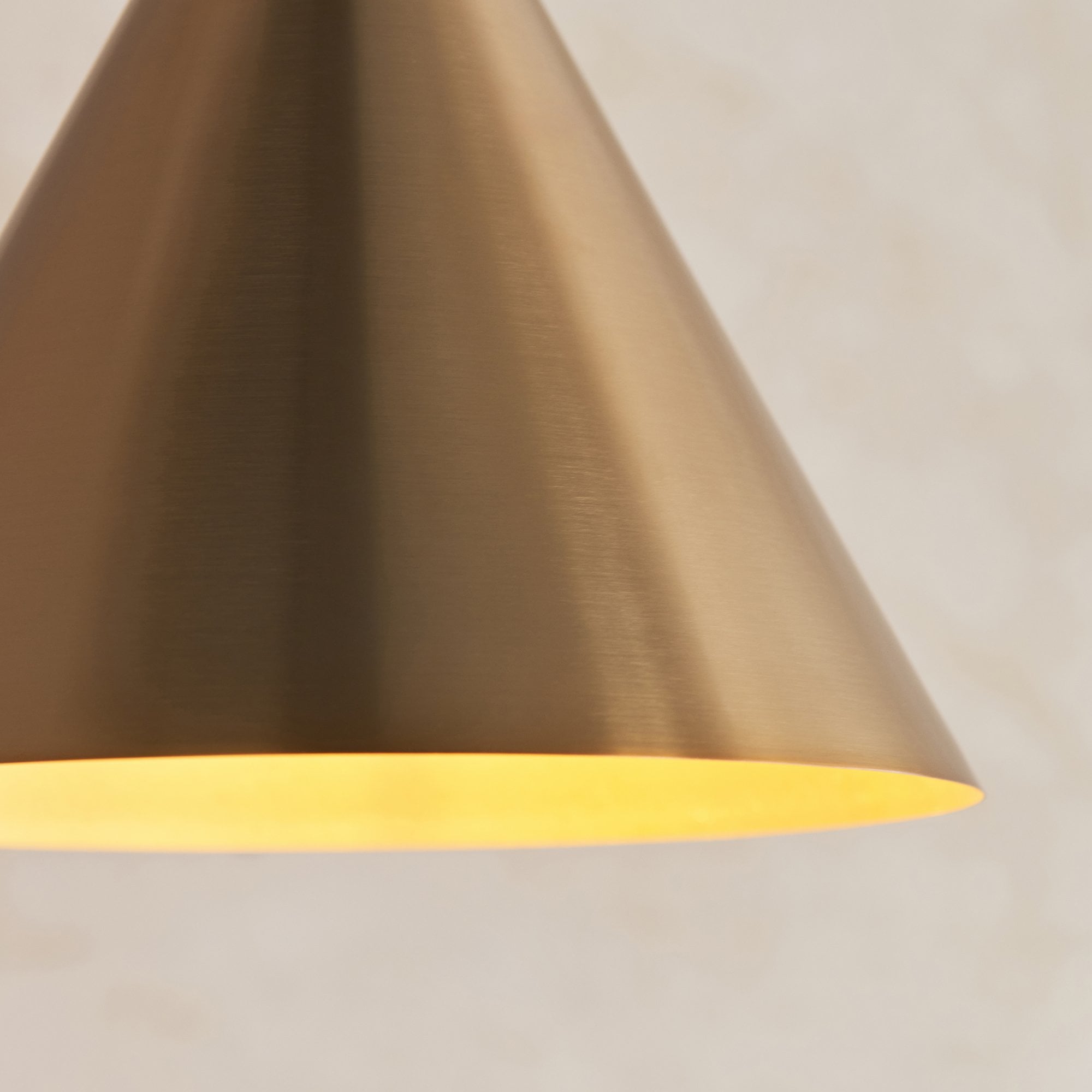 102891 Cape Pendant Antique Brass
