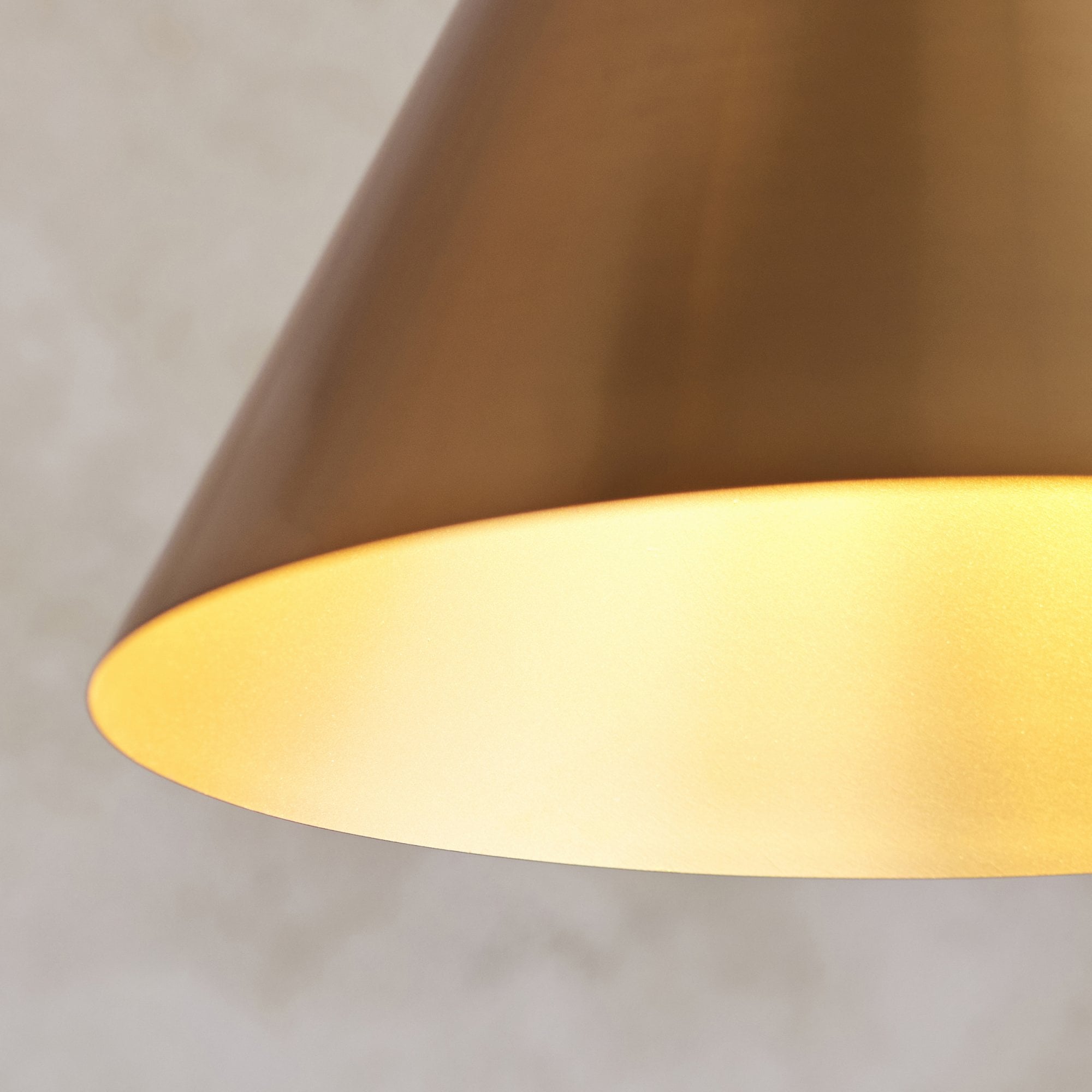 102891 Cape Pendant Antique Brass