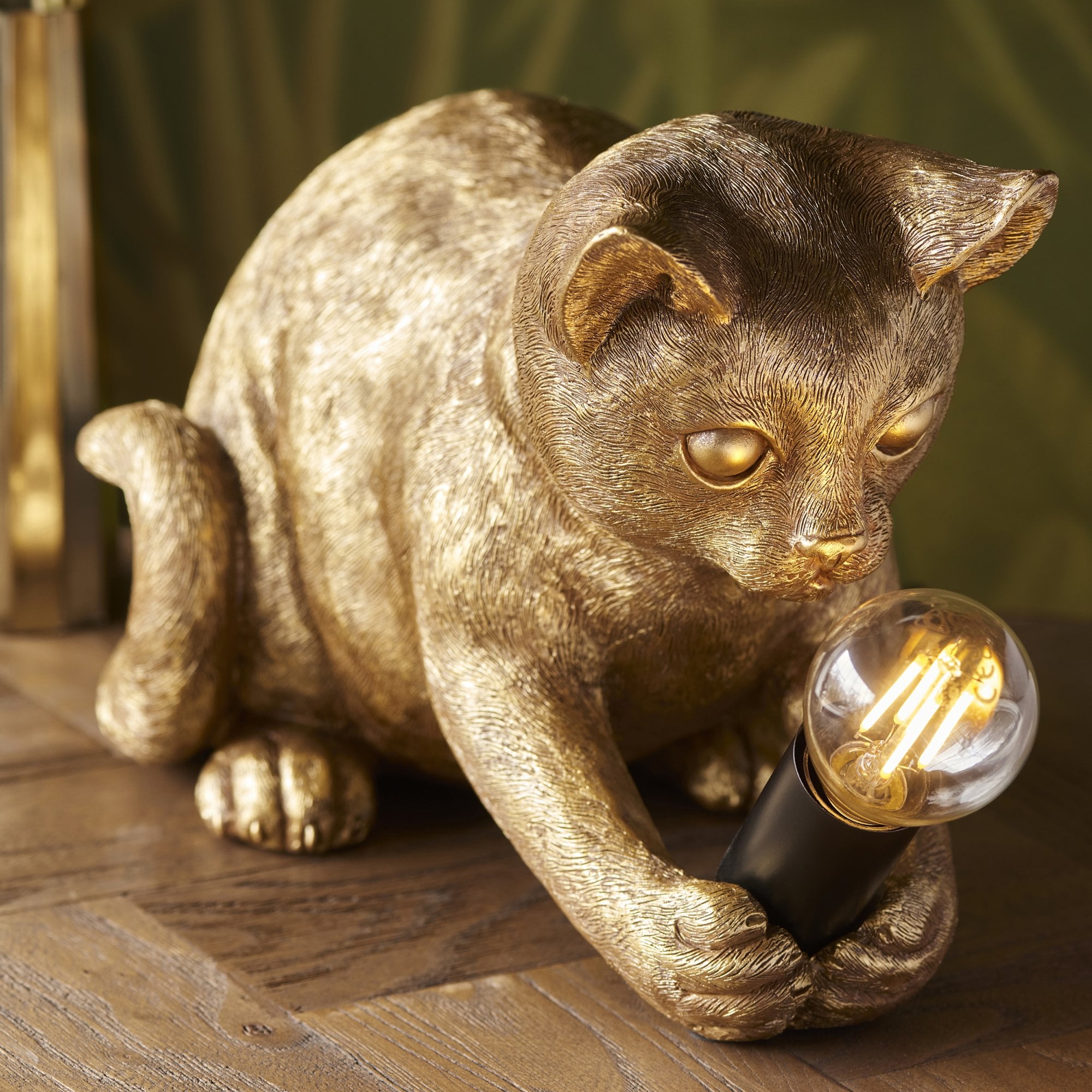 107389 Kitten Table Lamp Gold & Black