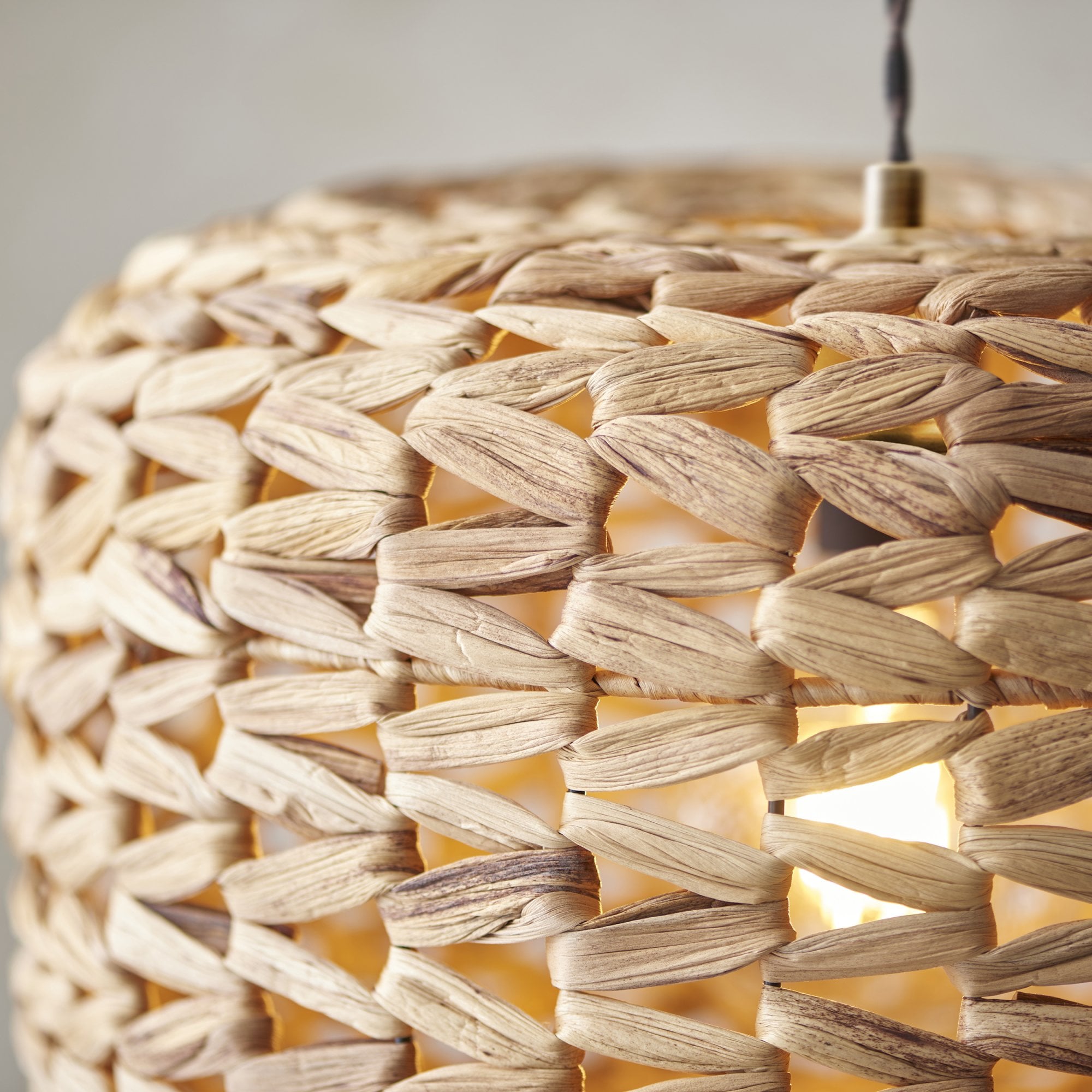 109207 Toca Pendant Shade Natural Water Hyacinth