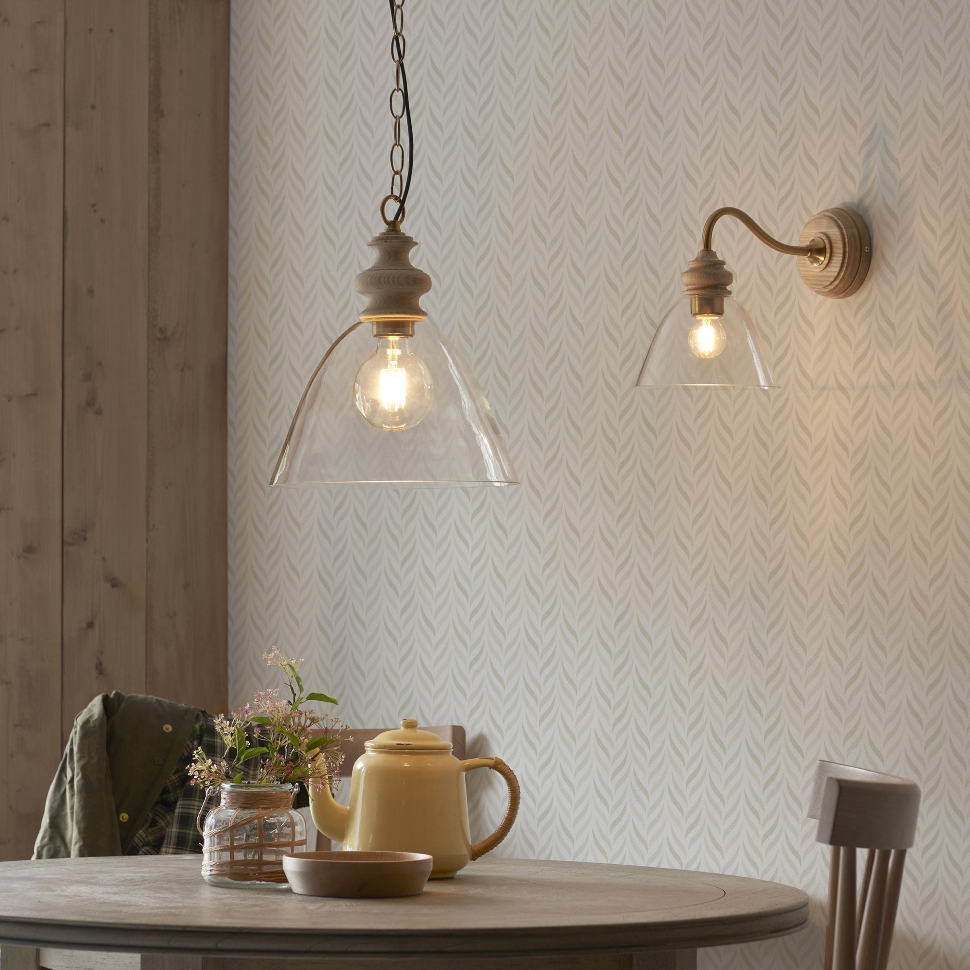 110825 Cotswold Pendant Ash, Aged Brass & Clear Glass