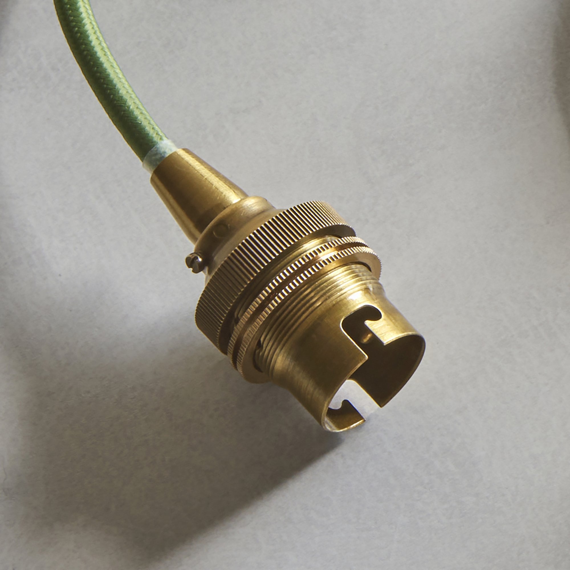 111513 Eltham Pendant Cable Set Age Brass & Green Flex
