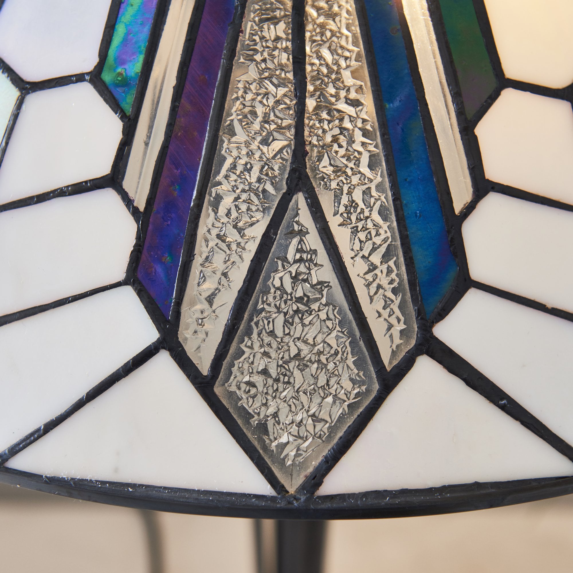 63939 Astoria Tiffany Medium Table Lamp