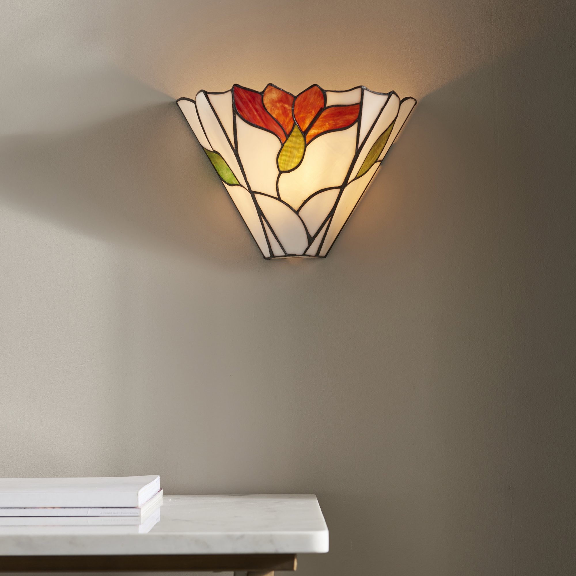 63964 Botanica Tiffany Wall Light