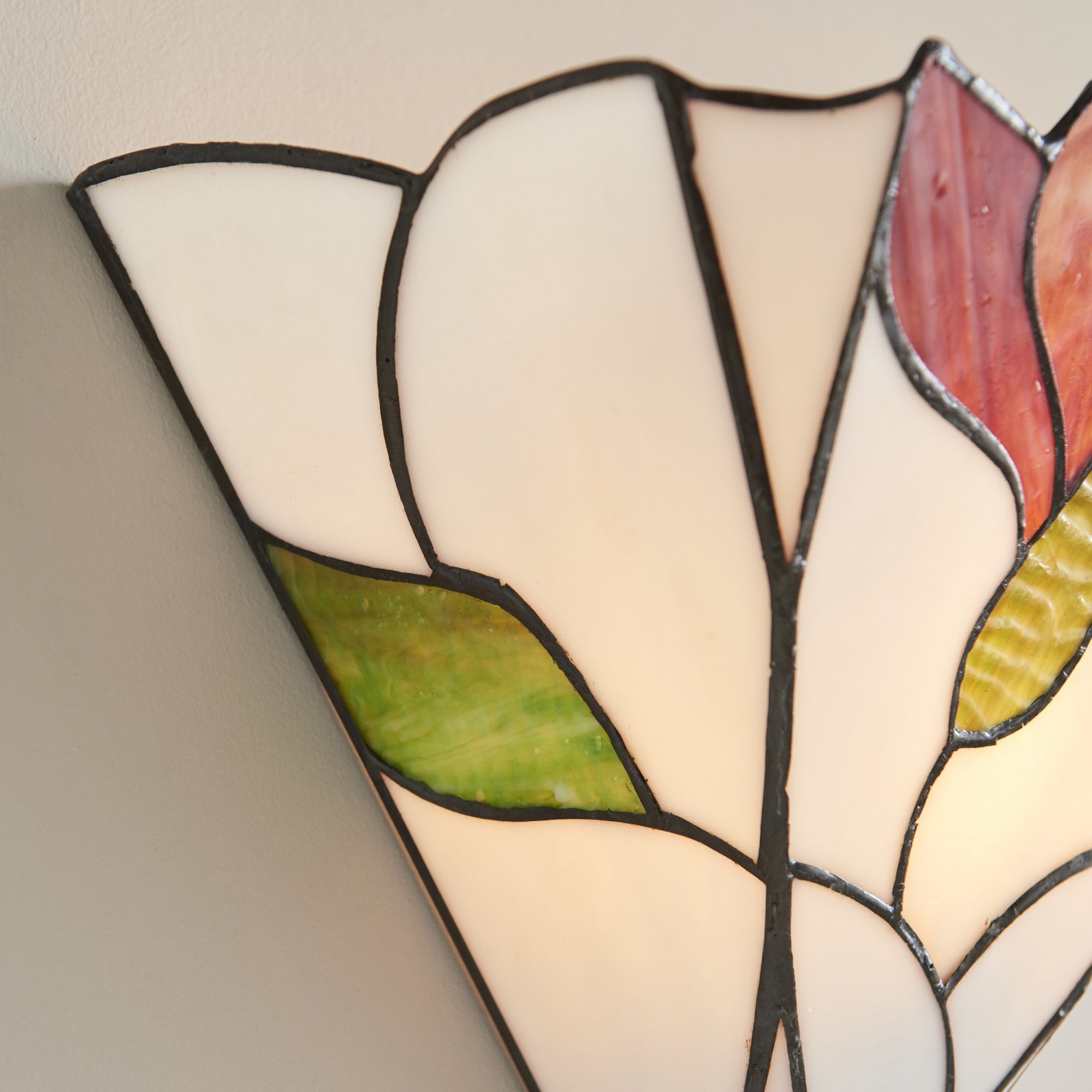 63964 Botanica Tiffany Wall Light