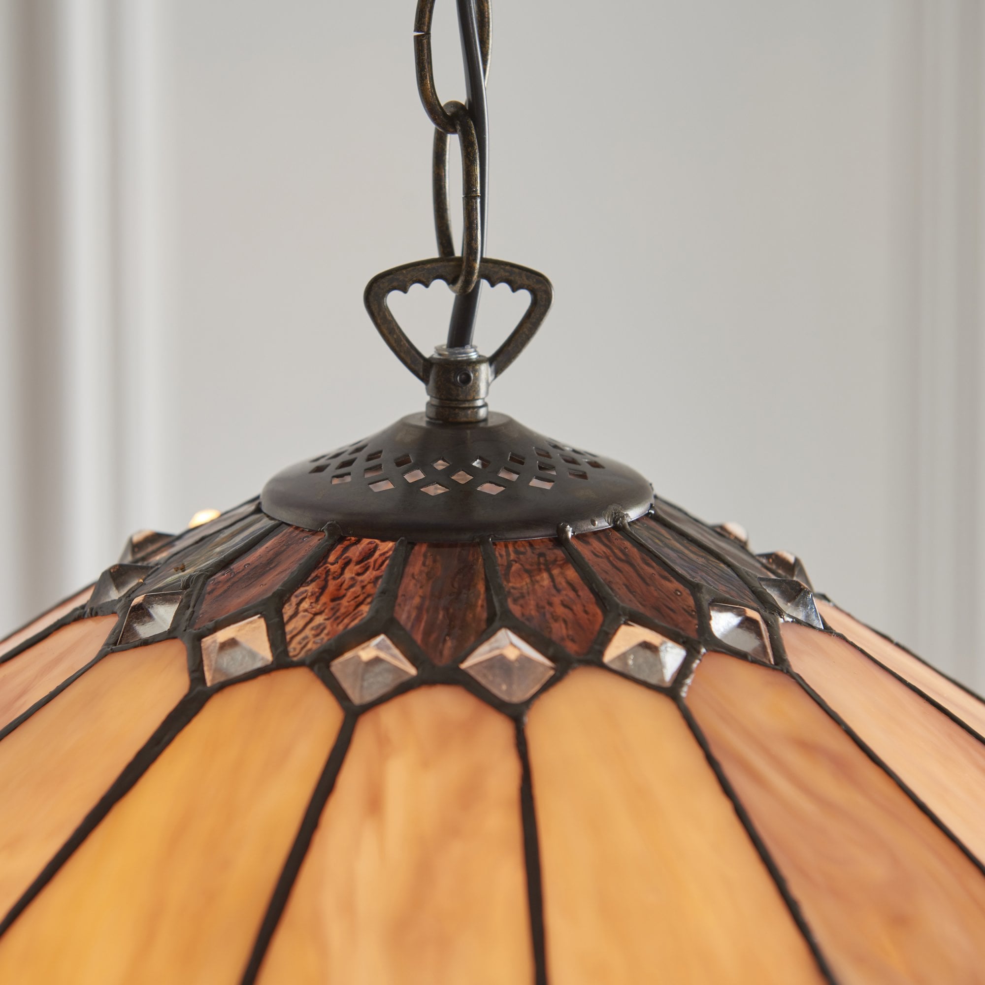 63977 Brooklyn Tiffany Medium 1 Light Pendant