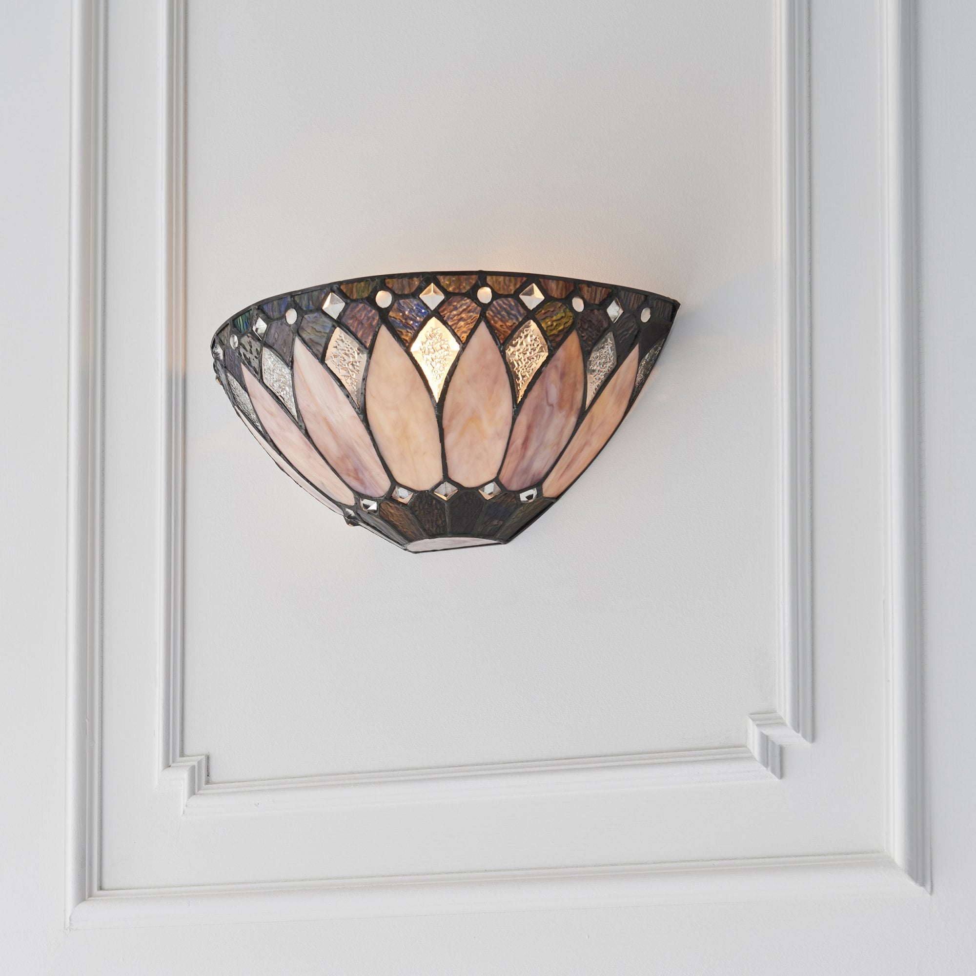 63983 Brooklyn Tiffany Wall Light