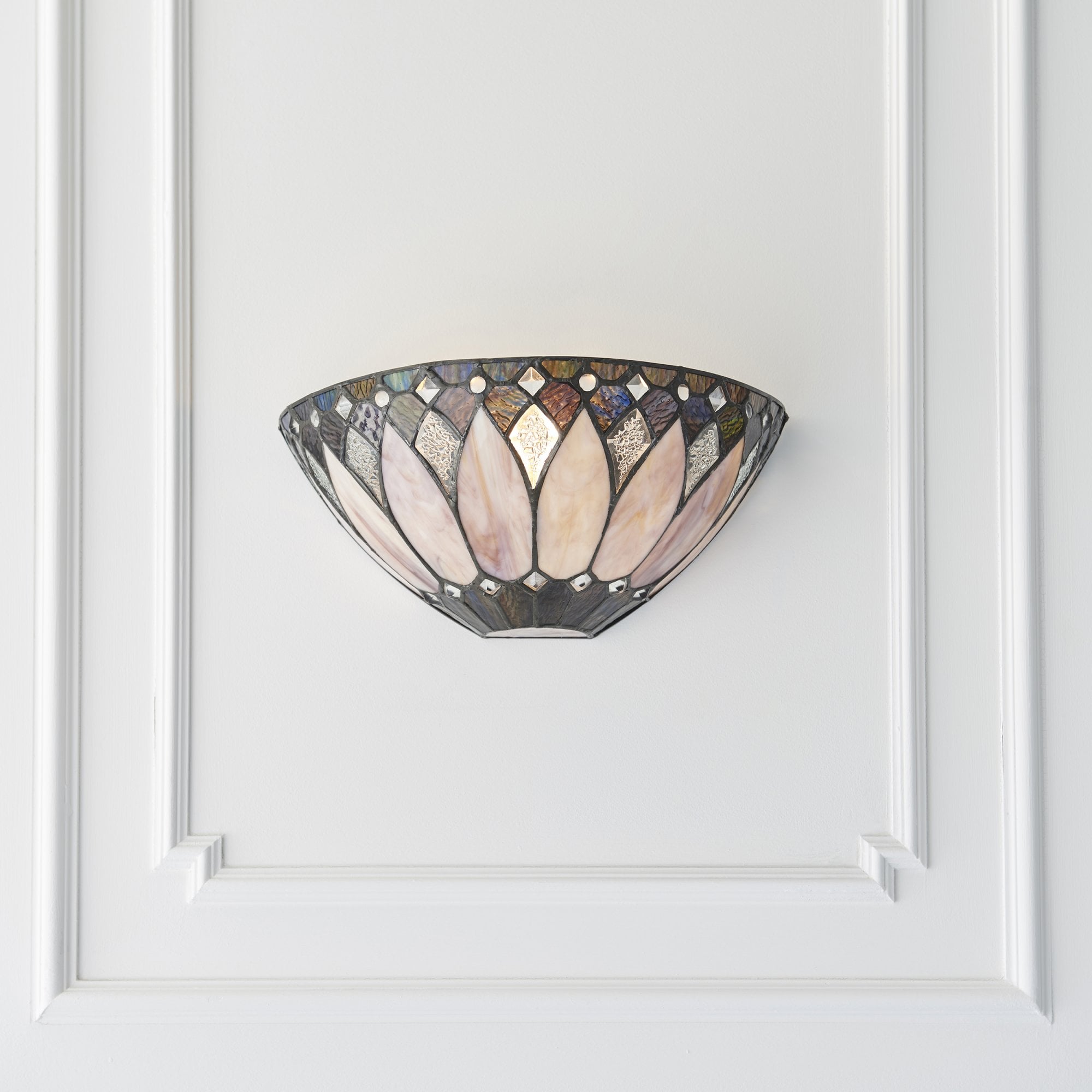 63983 Brooklyn Tiffany Wall Light