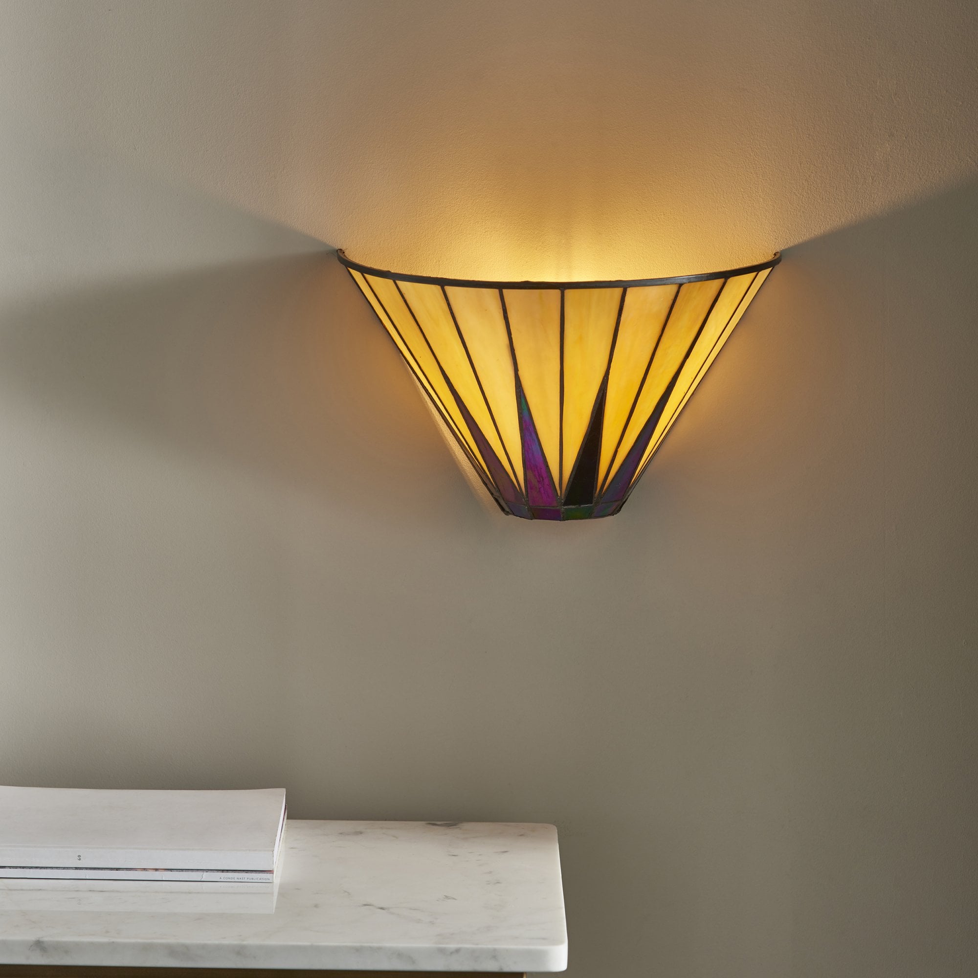 64046 Dark Star Tiffany Wall Light