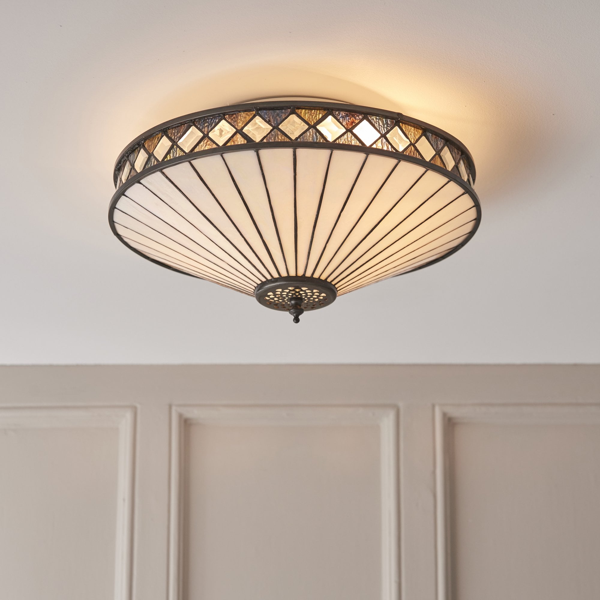 64145 Fargo Tiffany Medium 2 Light Flush