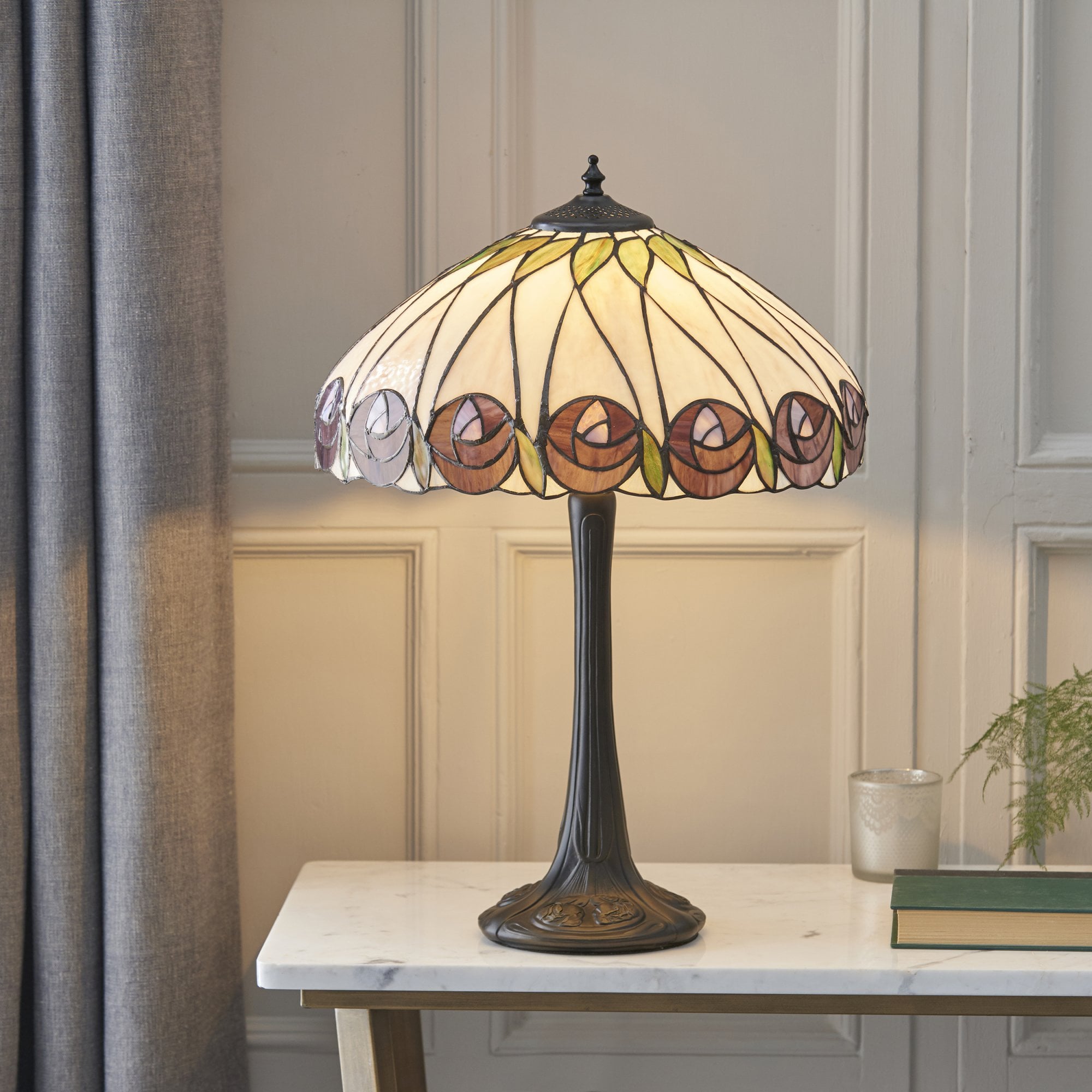 64177 Hutchinson Tiffany Medium Table