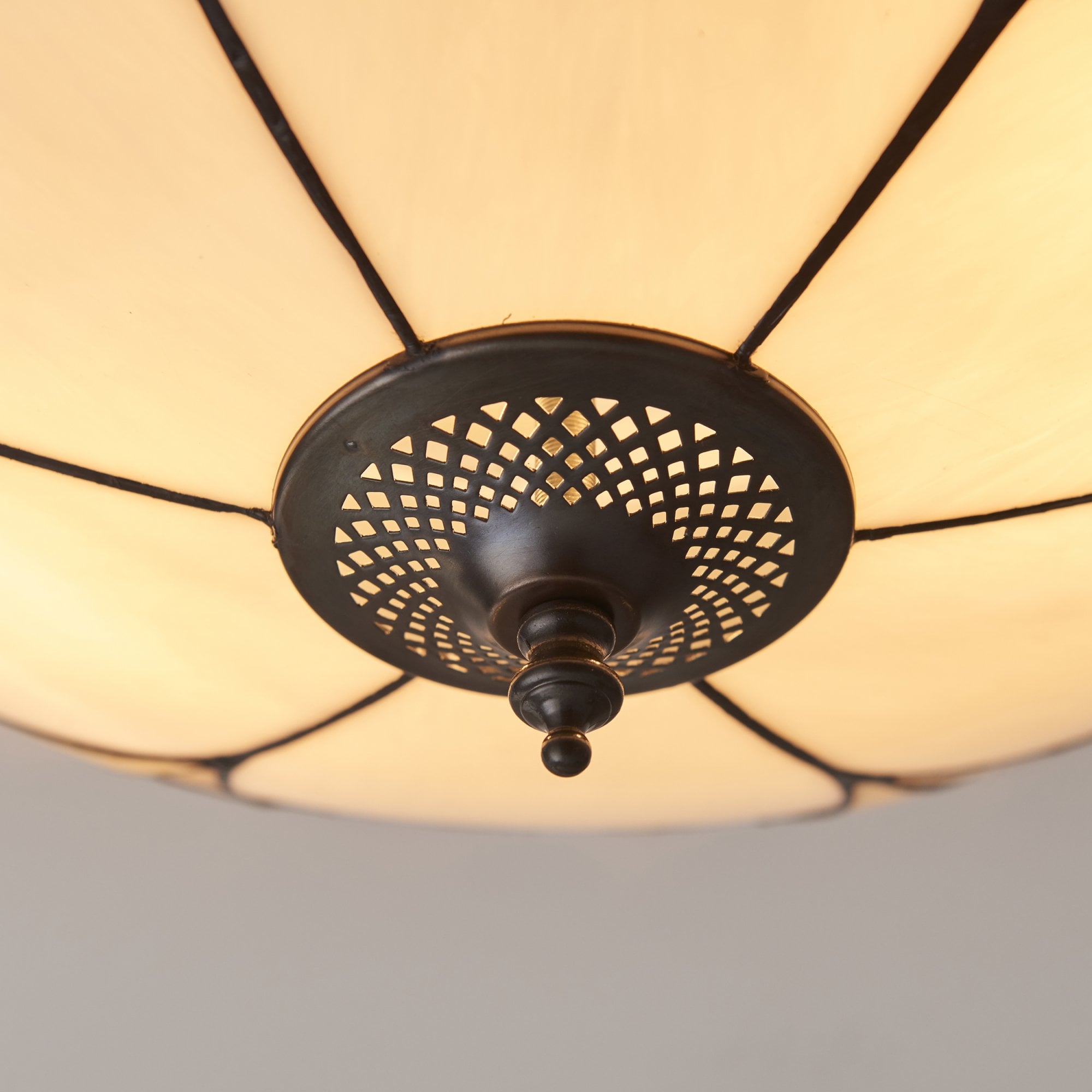 64182 Ingram Tiffany Large 2 Light Flush