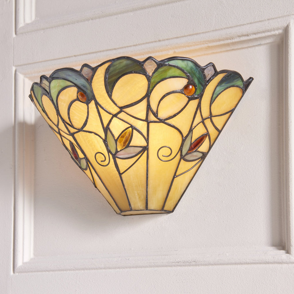 64198 Jamelia Tiffany Wall Light