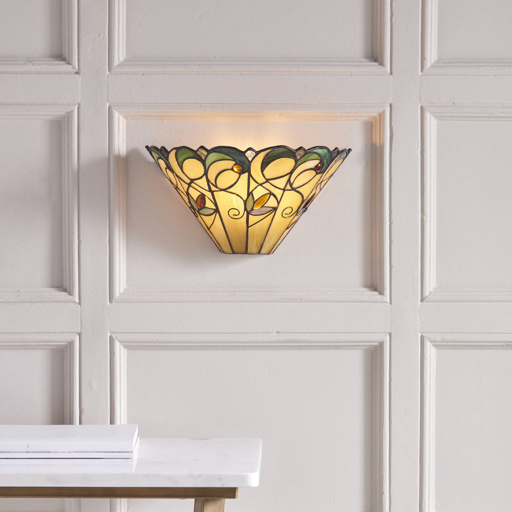 64198 Jamelia Tiffany Wall Light