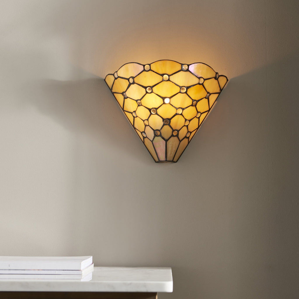 64302 Pearl Tiffany Wall Light