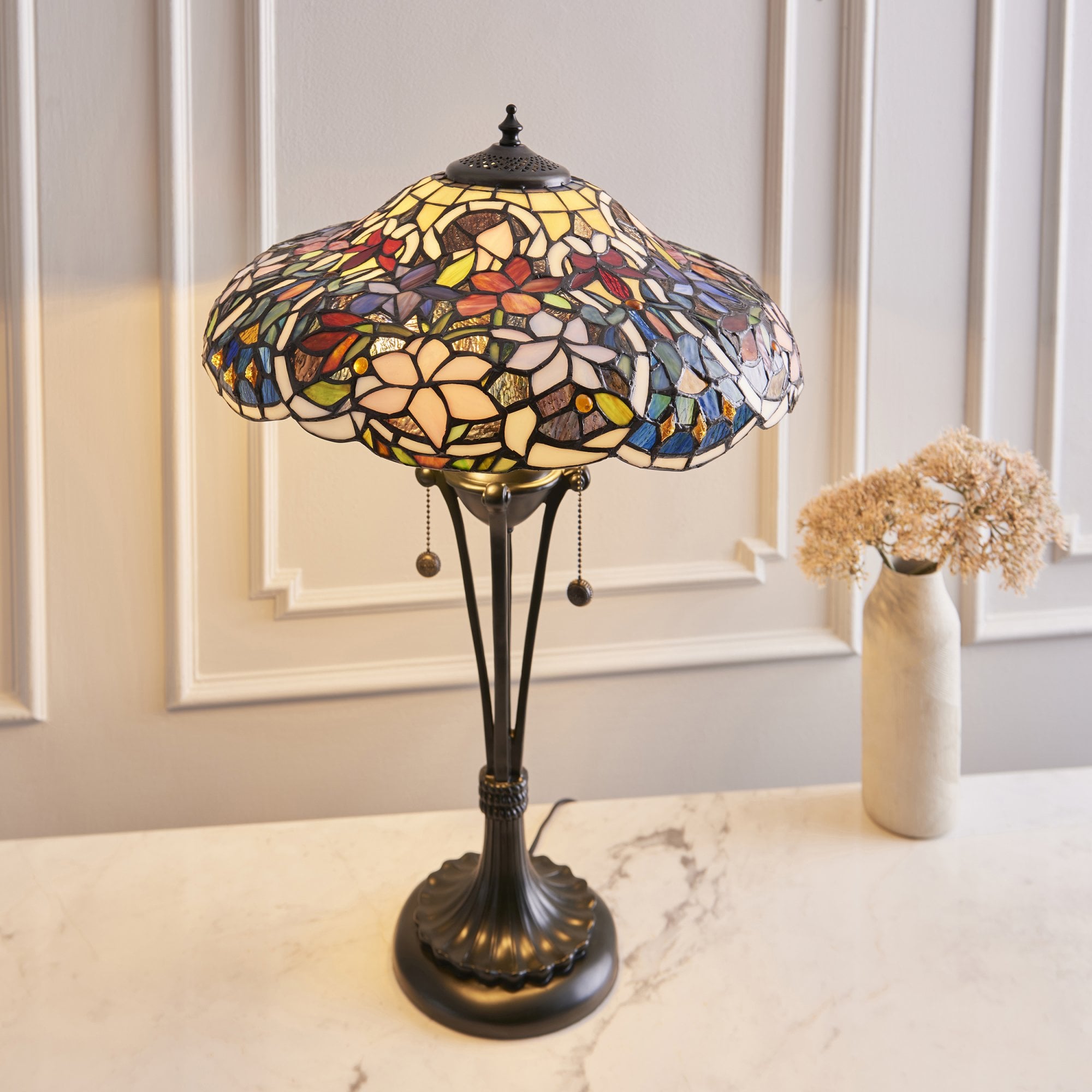 Sullivan Tiffany Medium Table  Lamp