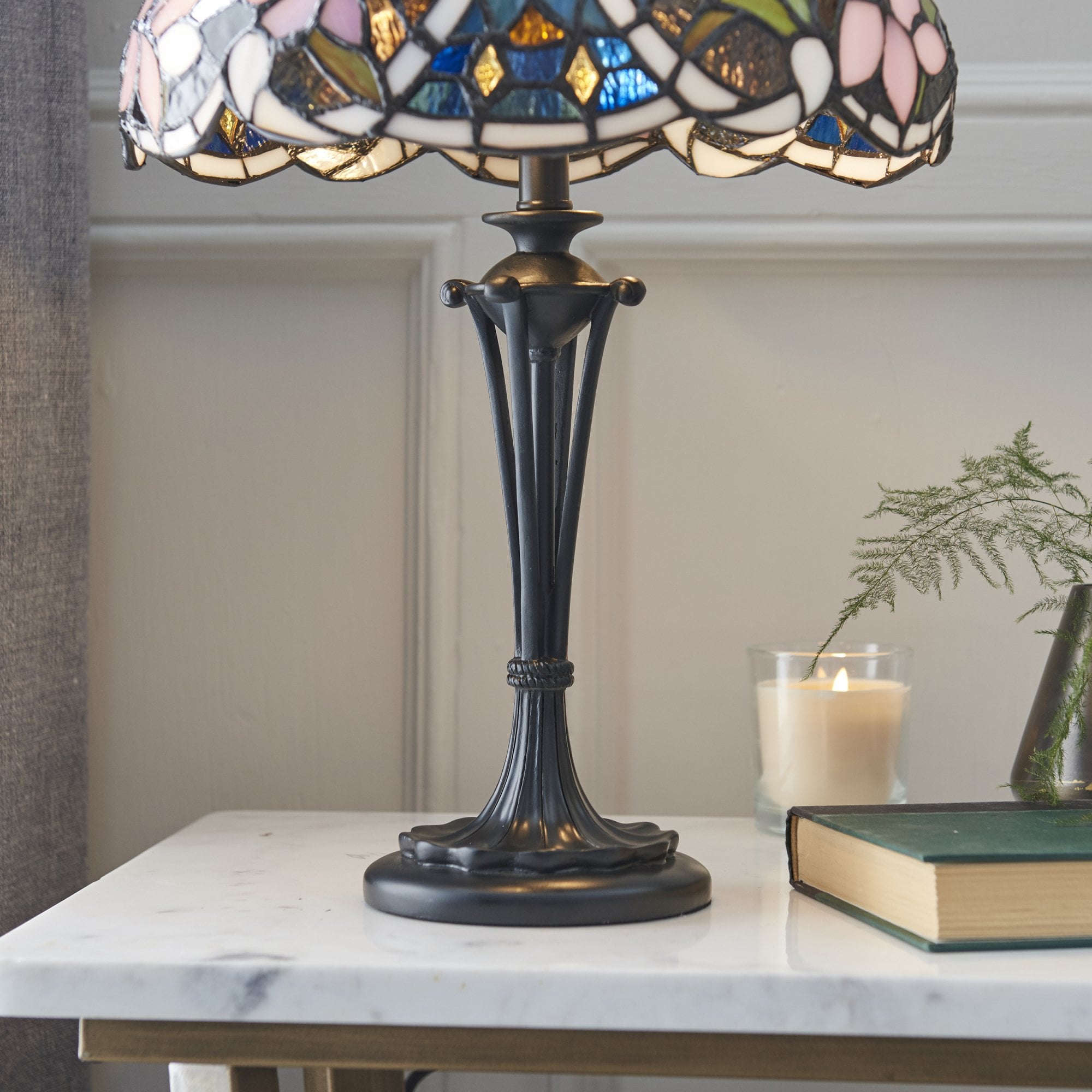 64327 Sullivan Tiffany Small Table Lamp