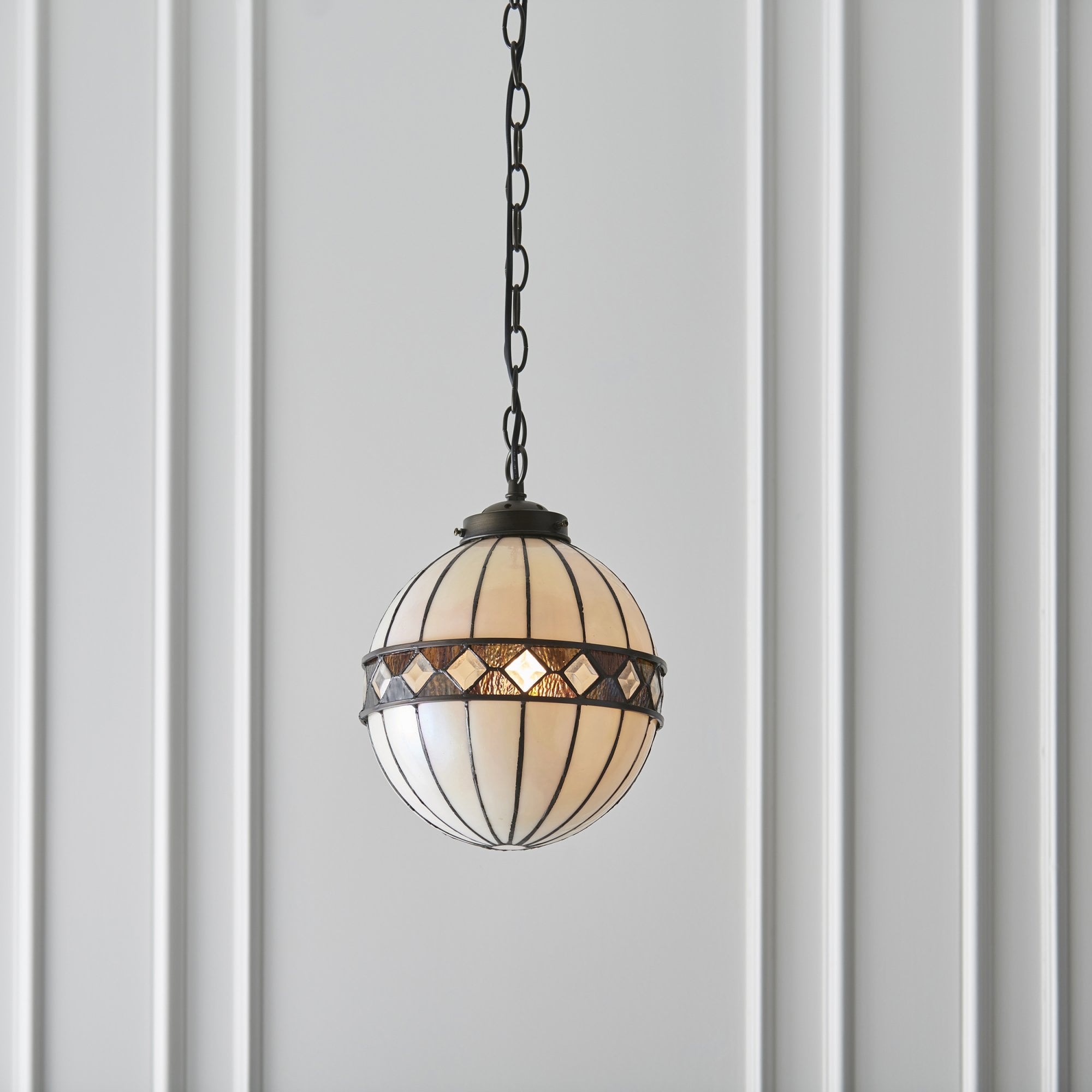 67044 Fargo Tiffany Small Globe 1 Light Pendant