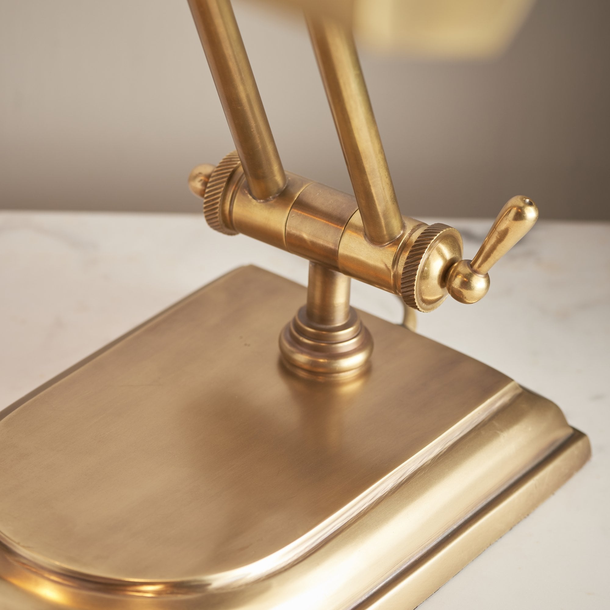 69834 Winchester Table Lamp Solid Brass