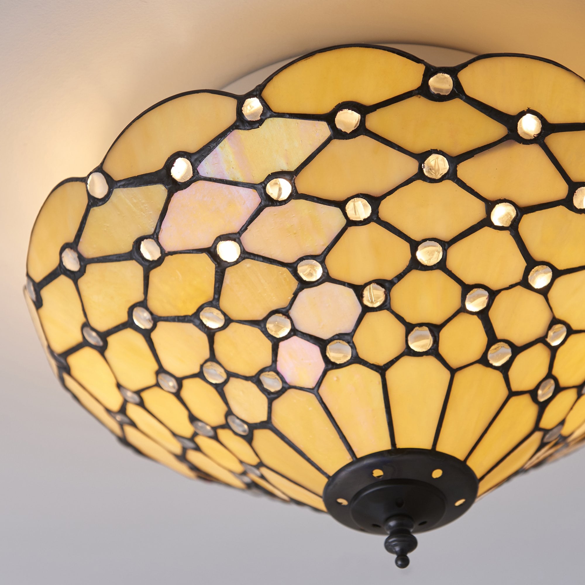 70242 Pearl Tiffany Medium 2 Light Flush