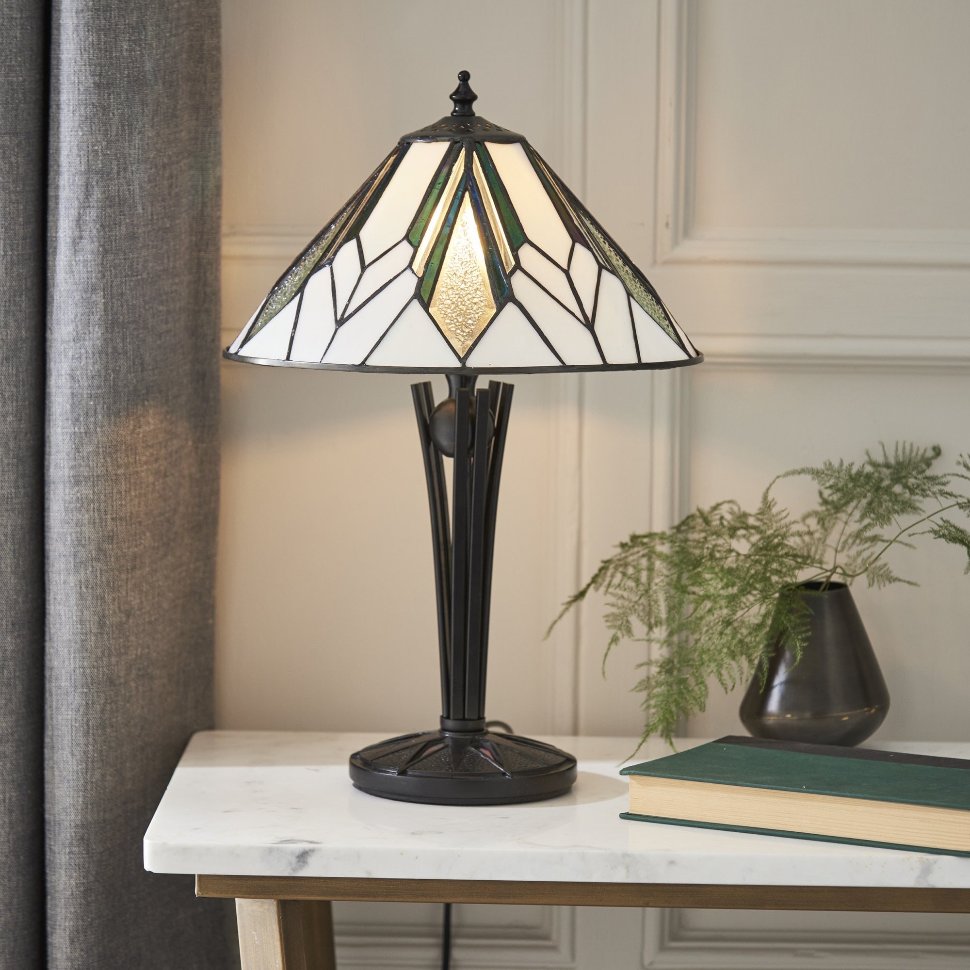70365 Astoria Tiffany Small Table Lamp