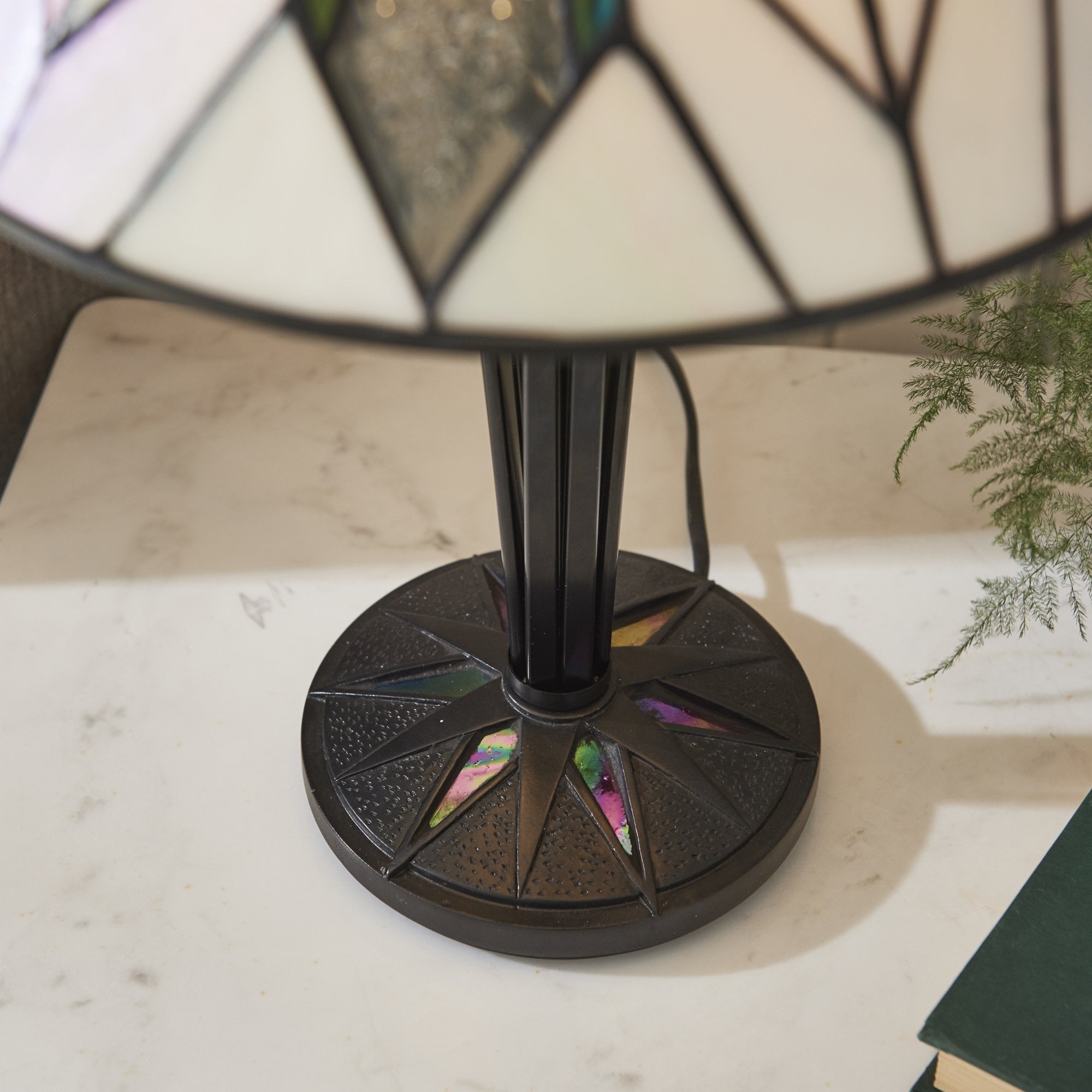 70365 Astoria Tiffany Small Table Lamp