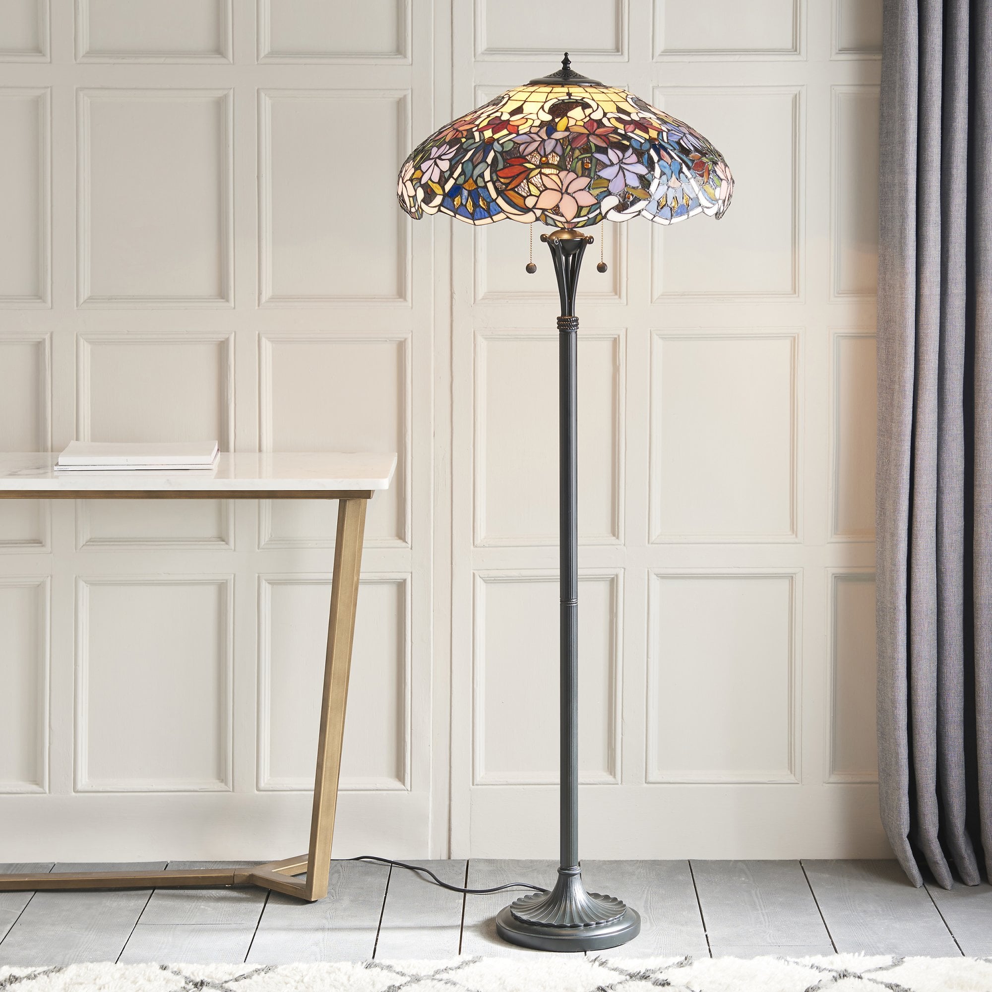 64323 Sullivan Floor Lamp Tiffany Style Glass Bronze