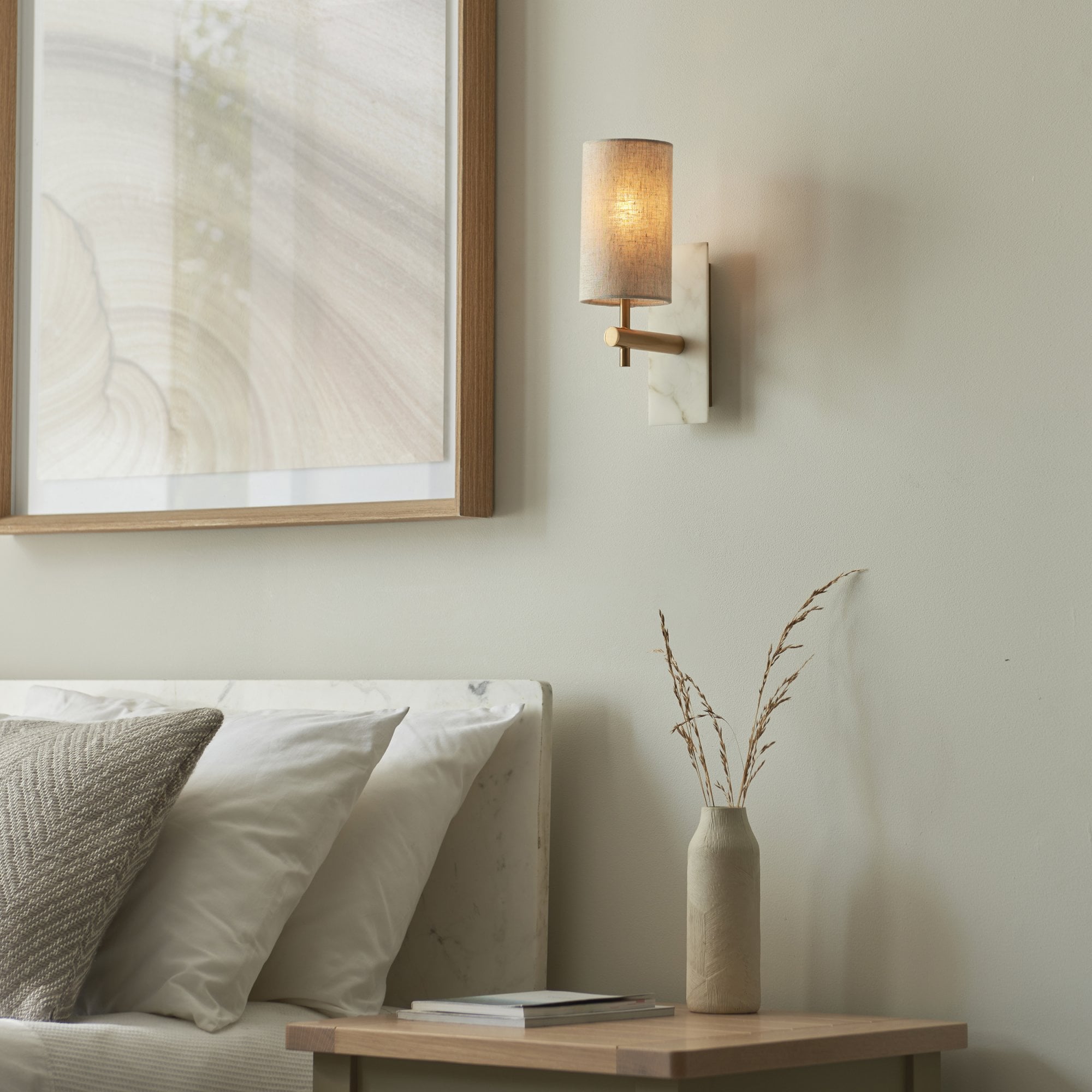 114201 1 Light Wall Light With Shade Vintage Brass, White Marble Effect
