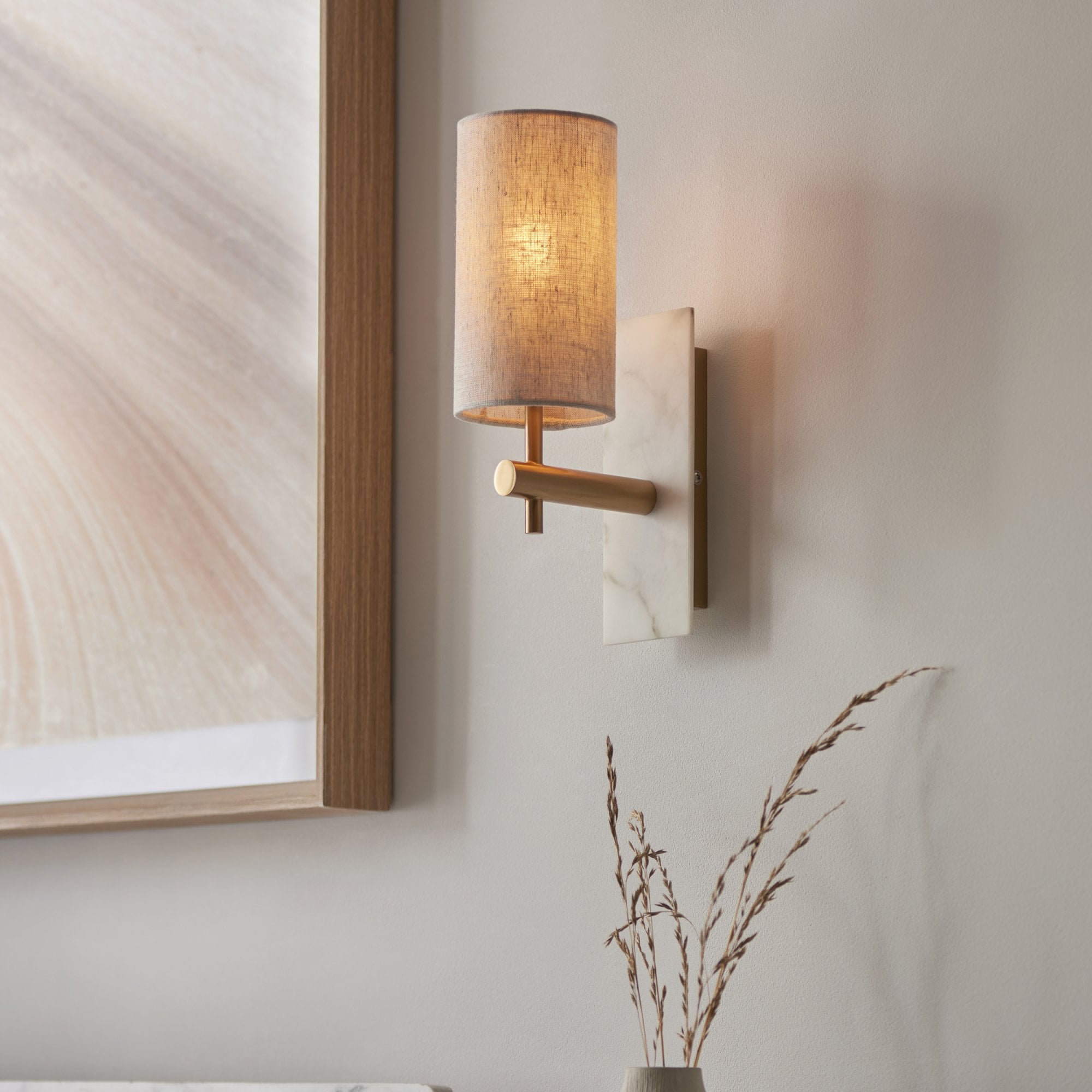 114201 1 Light Wall Light With Shade Vintage Brass, White Marble Effect