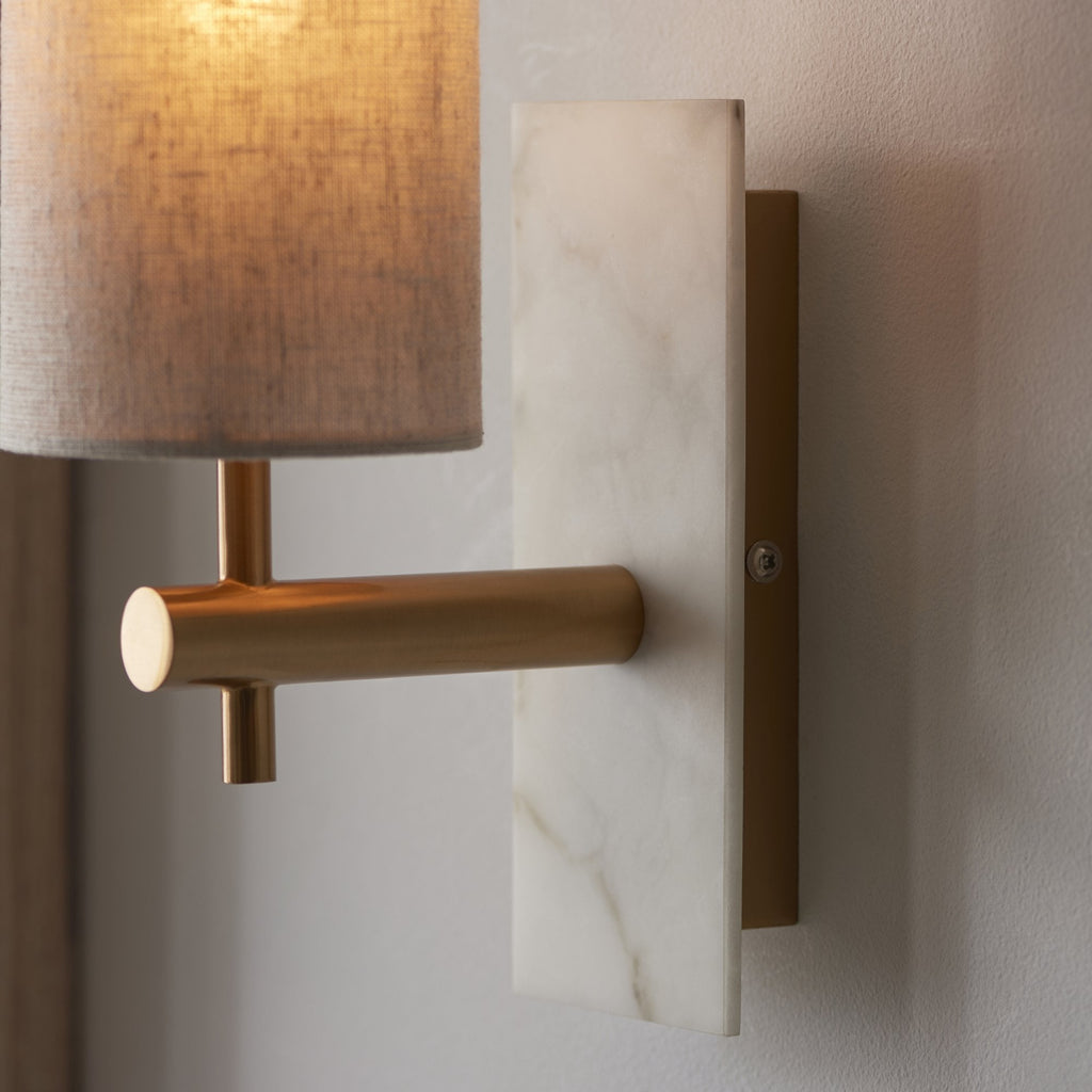 114201 1 Light Wall Light With Shade Vintage Brass, White Marble Effect