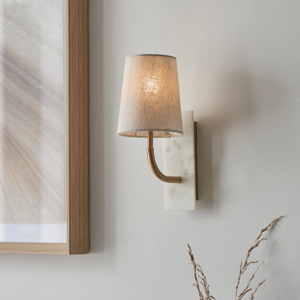 114202 1 Light Wall Light With Shade Vintage Brass, White Marble Effect