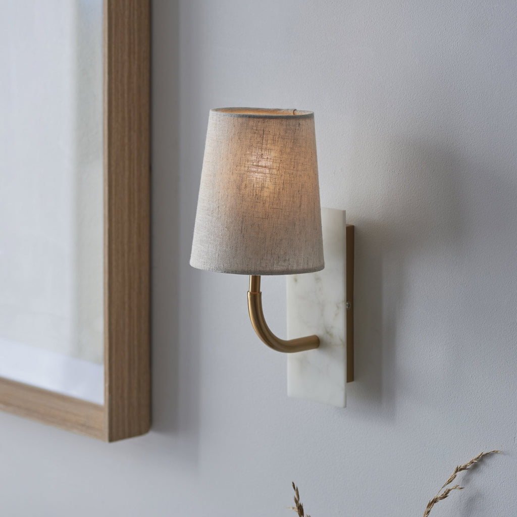 114202 1 Light Wall Light With Shade Vintage Brass, White Marble Effect
