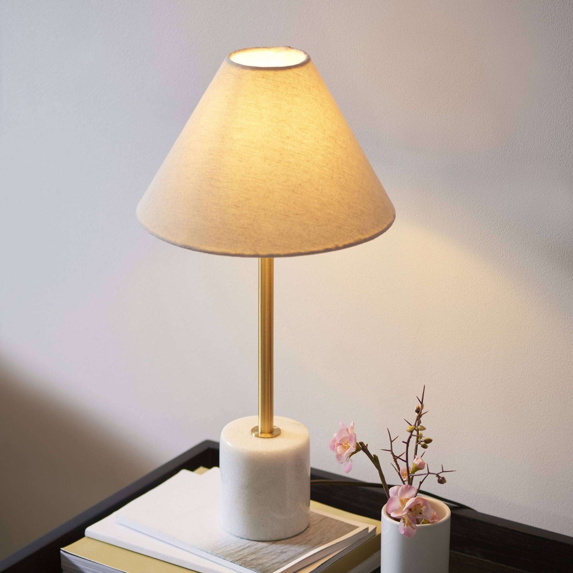 114211 1 Light Table Lamp Brushed Aged Brass Plate & White Marble