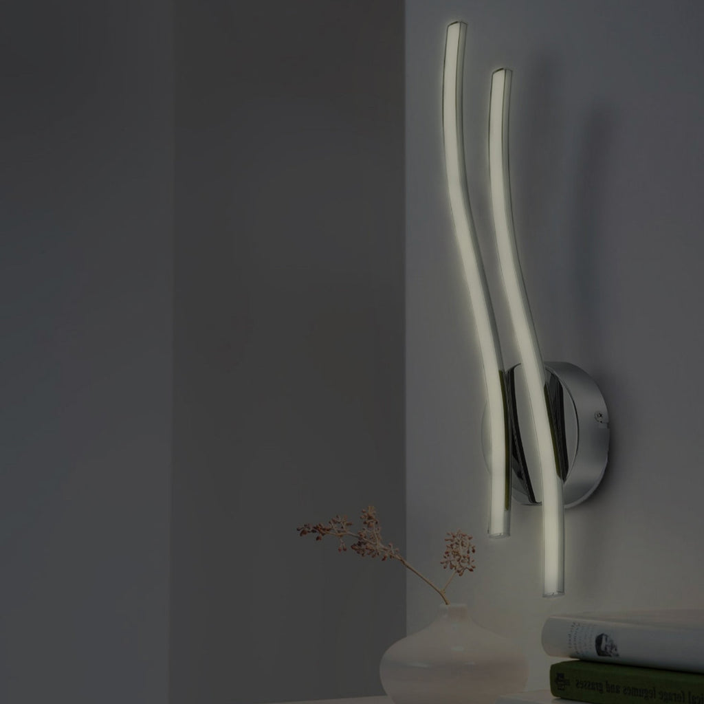 96332 Valmora 1-Light Curved White/Chrome LED Wall Light
